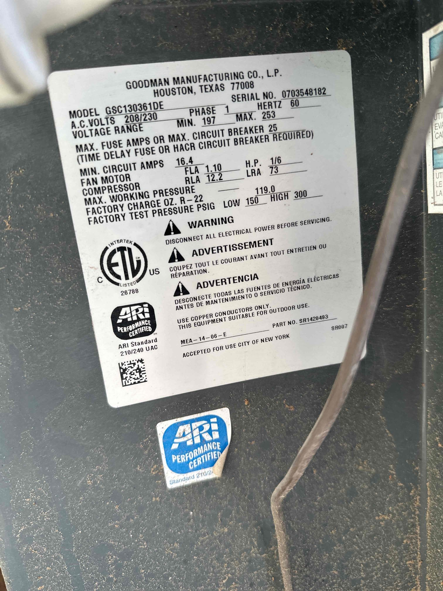 DC-powered air conditioner, ideal for commercial air purification and maintenance services. Reliable cooling solution ensuring optimal performance and air quality, similar to commercial air conditioning tune-up service.