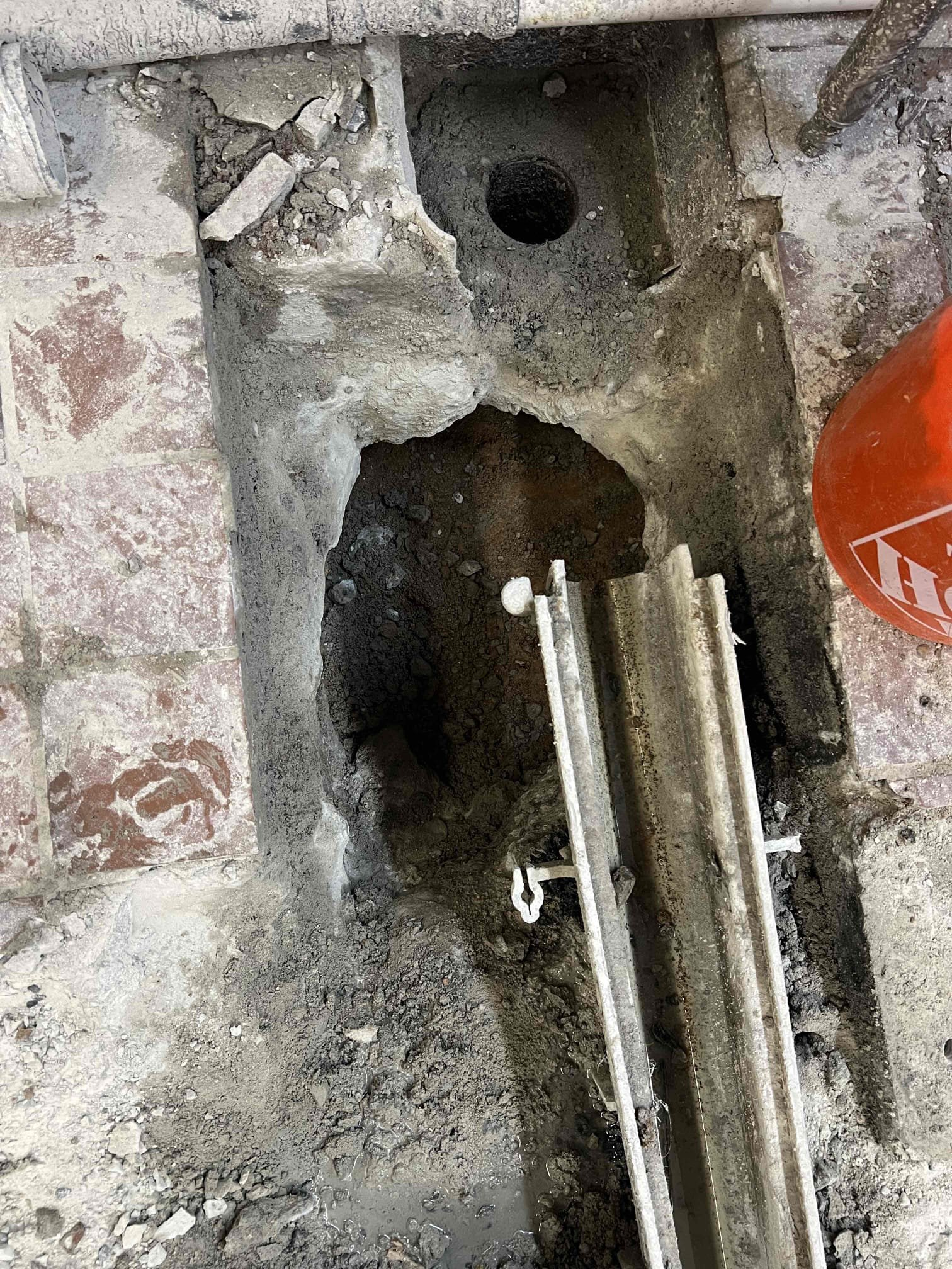 Commercial fire damage restoration: Professional cleanup services for businesses, focusing on smoke and water damage repair after a fire. Comprehensive solutions to restore your commercial property efficiently.