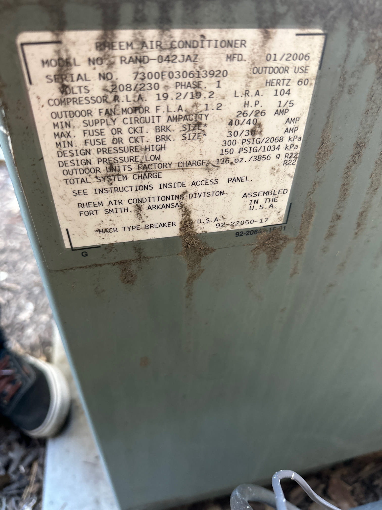 Image of a technician repairing an air conditioner unit in Pleasant Grove, Utah. We offer fast and reliable AC repair services in Pleasant Grove and surrounding areas. Contact us for all your heating and air repair needs, ensuring your home stays comfortable year-round.