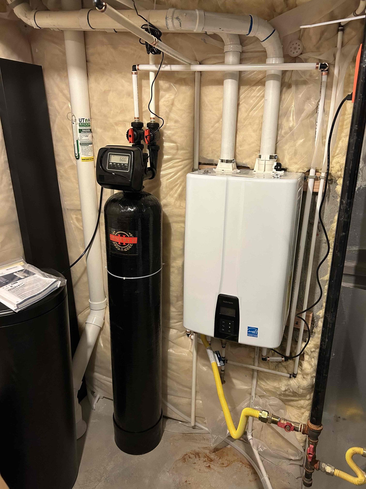 Image depicting air conditioning maintenance, symbolizing local AC repair services and HVAC solutions for nearby residents.