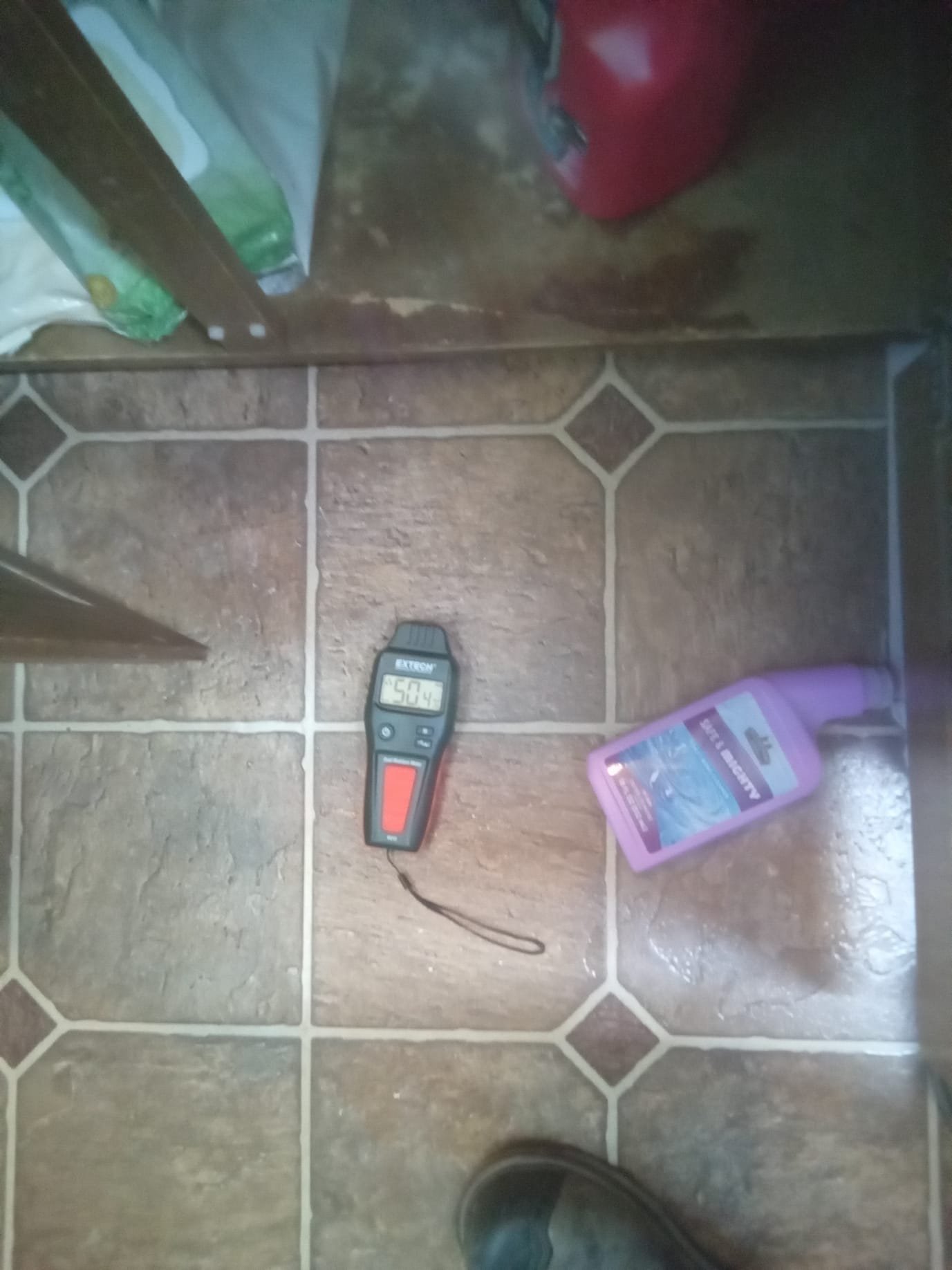 Inline home water filter providing clean water for your whole house, reducing the need for residential water damage cleaning services.