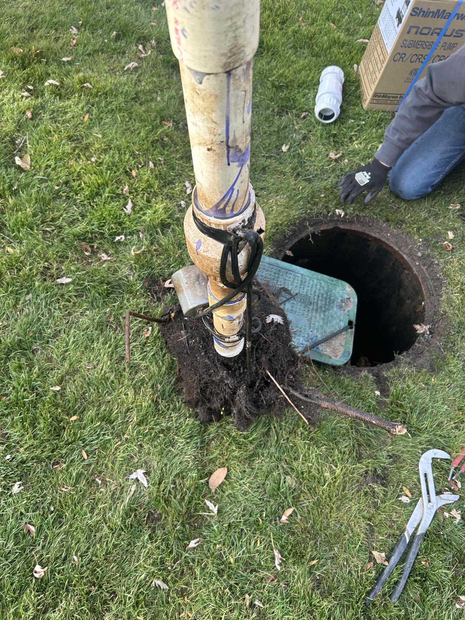 Whole house reverse osmosis filtration system ensuring clean water throughout the home, protecting plumbing and septic tank health. This comprehensive filtration can minimize contaminants that disrupt septic systems and reduce the likelihood of emergency residential sewage backups by preventing pipe corrosion and buildup.