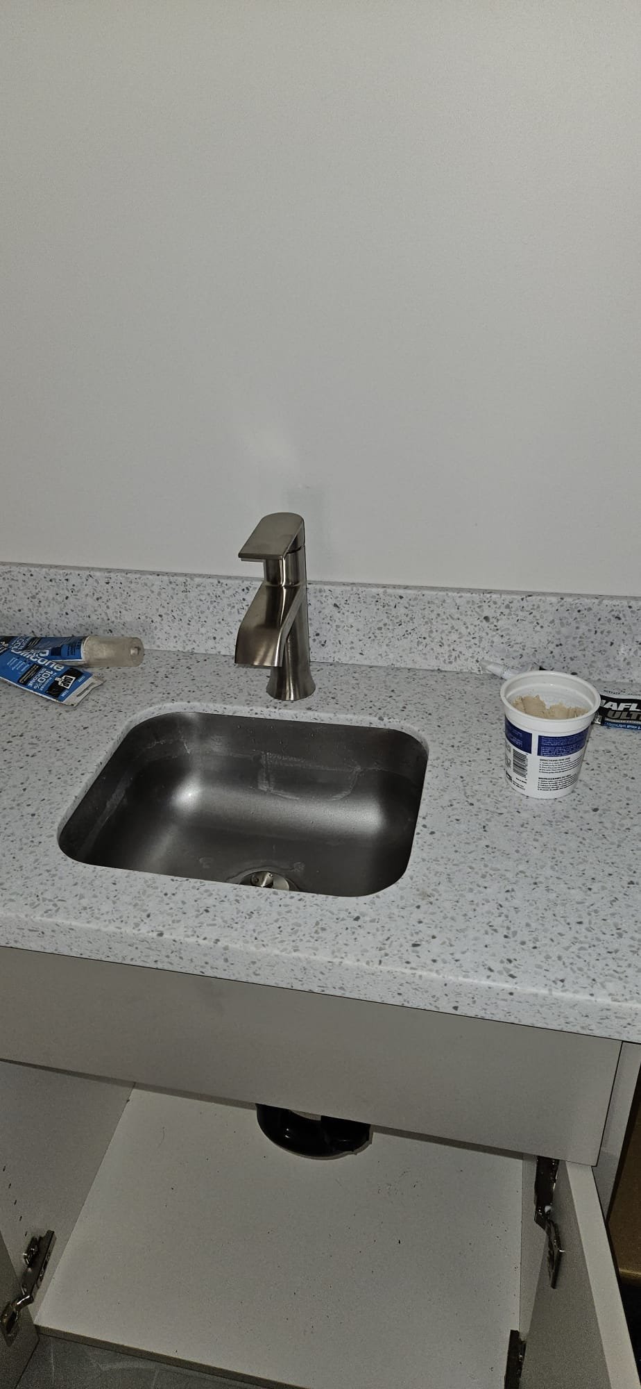 Image related to affordable commercial mold recovery and maintenance in West Haven, Utah. Serving local businesses with reliable mold remediation services to ensure a healthy and safe environment. Call for a free consultation!