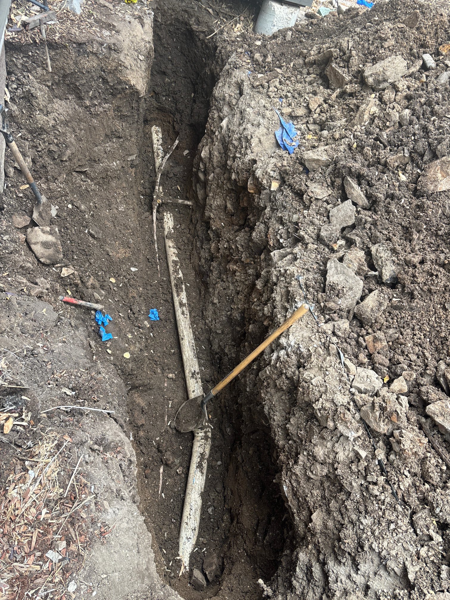 Image depicting a sink drain repair kit, representing a DIY solution for minor plumbing issues. While this kit can address small clogs, larger problems like a main sewer line clog may require professional main sewer repair service, potentially incurring significant main sewer line clog repair costs.