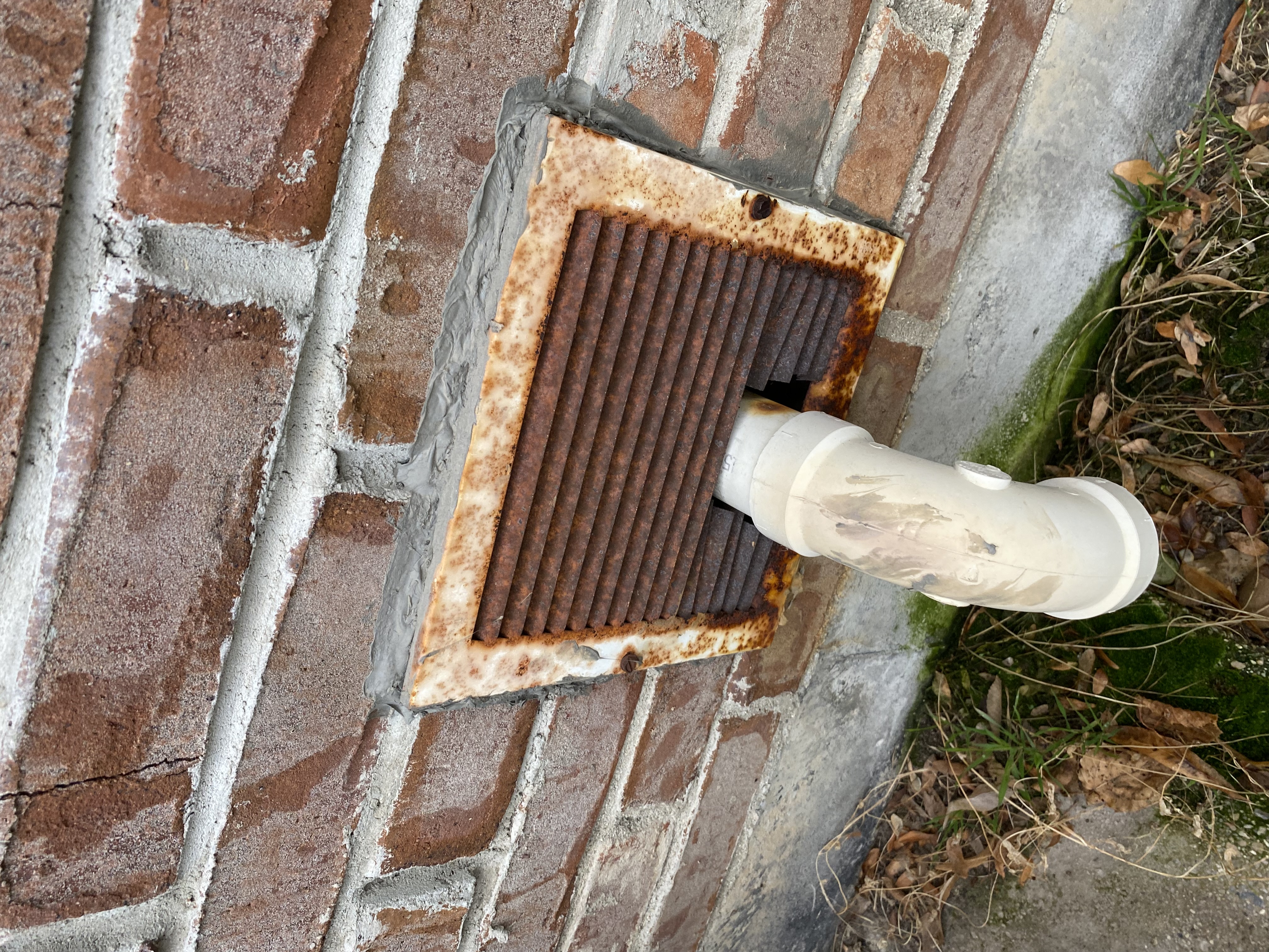 Worried about smoke smell in your Hooper, Utah home after a fire? Lingering smoke means potential smoke damage. Before you reach for the baking soda, consider a professional smoke damage cleaning service in Hooper to properly remove soot and odors. Don't let the smell linger – protect your health and property!