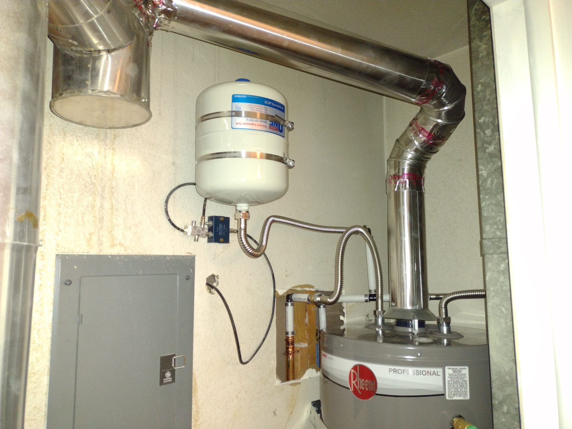 Image related to finding local commercial plumbing companies, commercial plumbers, and plumbing services. Illustrates the convenience of locating nearby plumbing professionals for businesses.