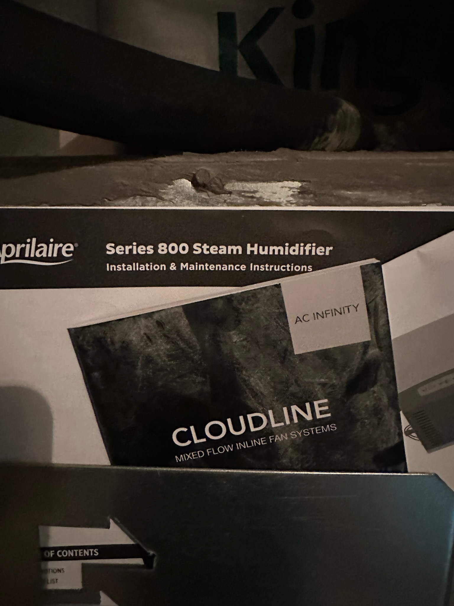 Image depicting professional residential smoke recovery services, highlighting the use of a high-quality 'smoke eater' for homes. Ideal for illustrating concepts related to 'best smoke eater for home' and understanding a 'residential smoke recovery estimate' after fire or smoke damage.