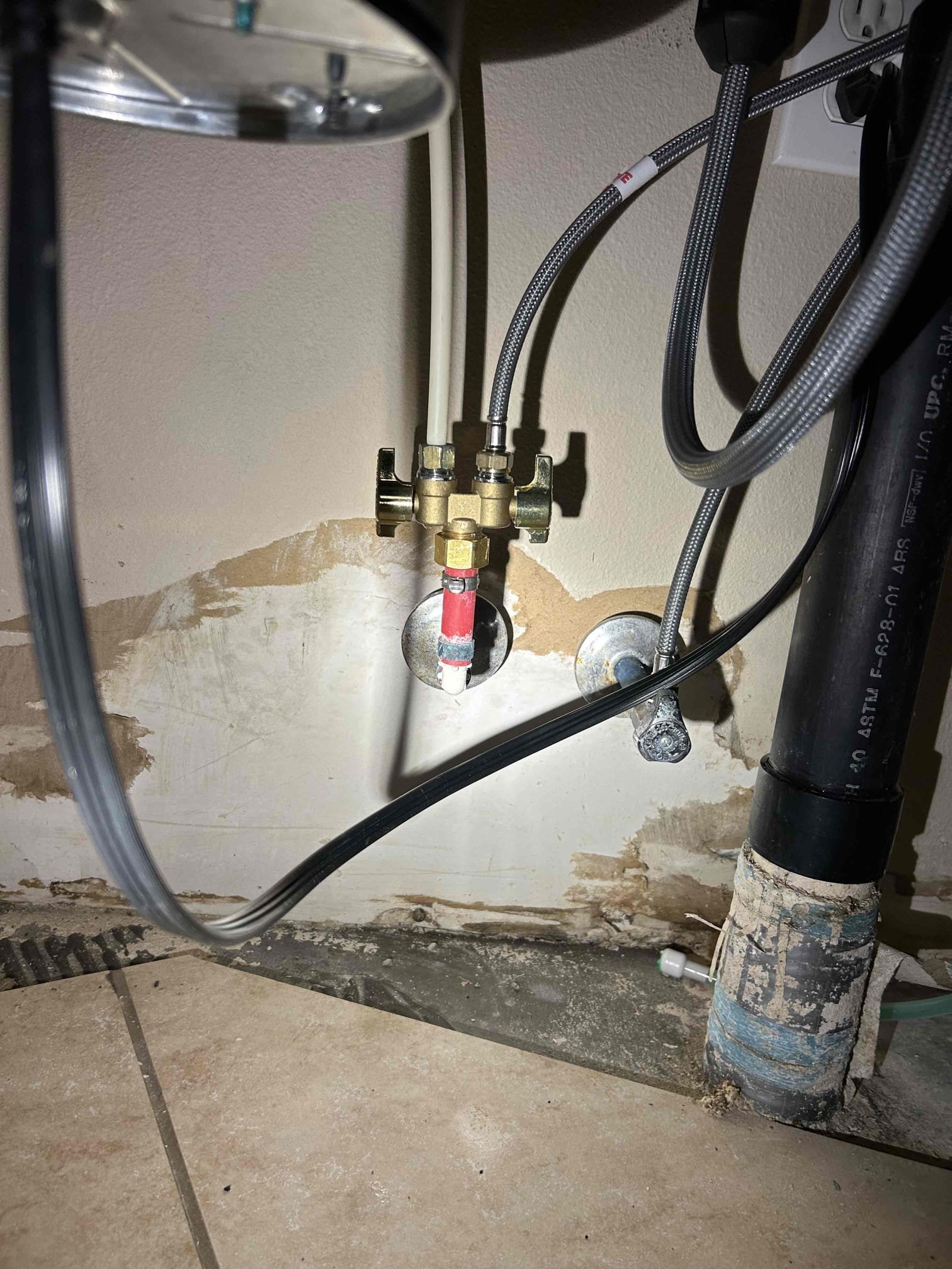 Image depicting a clean, well-maintained septic tank, symbolizing the importance of regular septic system maintenance to prevent sewage backups in basements and the need for emergency cleanup services.