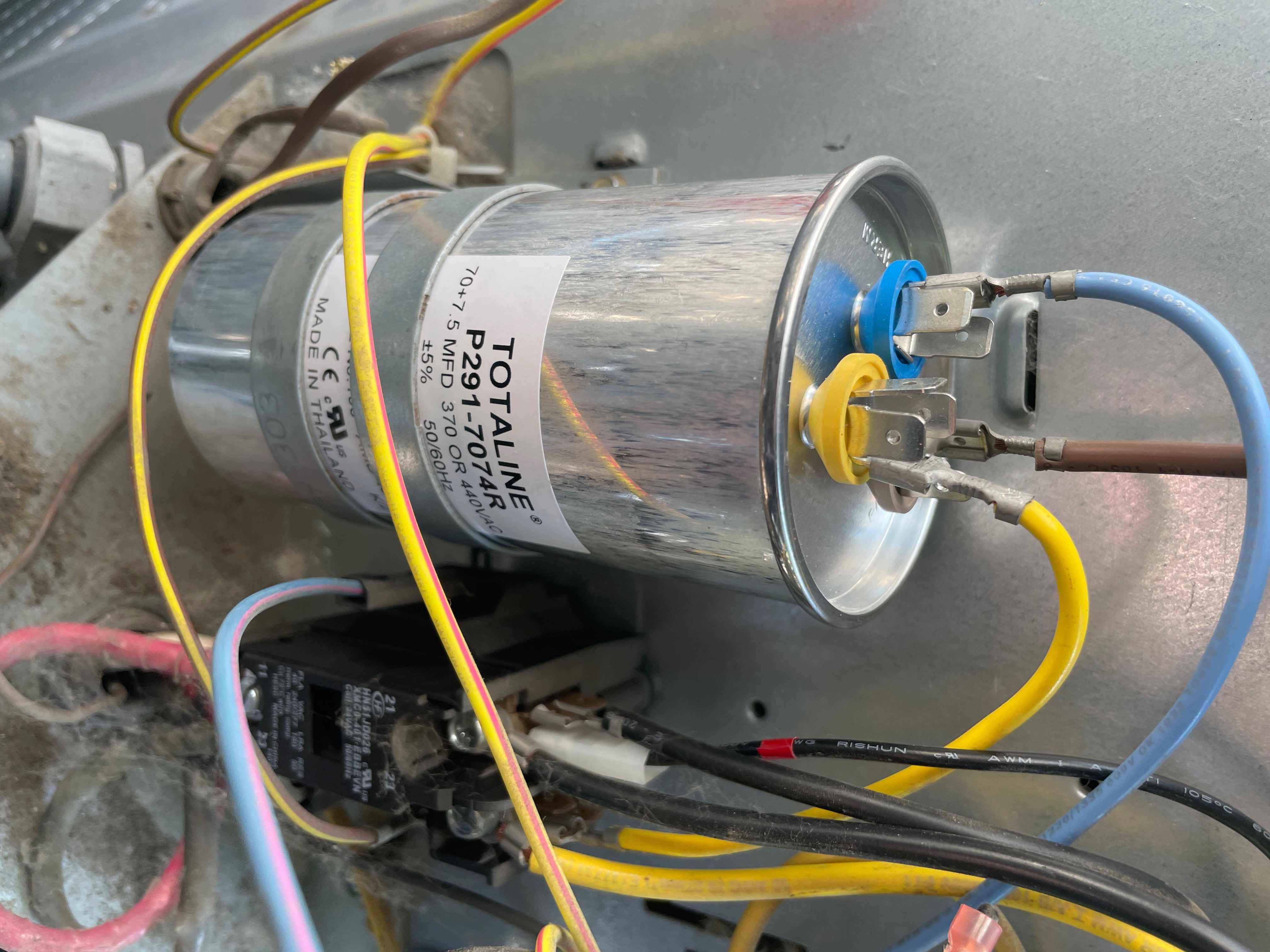 Image depicting local HVAC services, representing air conditioning repair, AC service, and general heating and air conditioning solutions nearby. Ideal for finding quick and reliable climate control assistance.