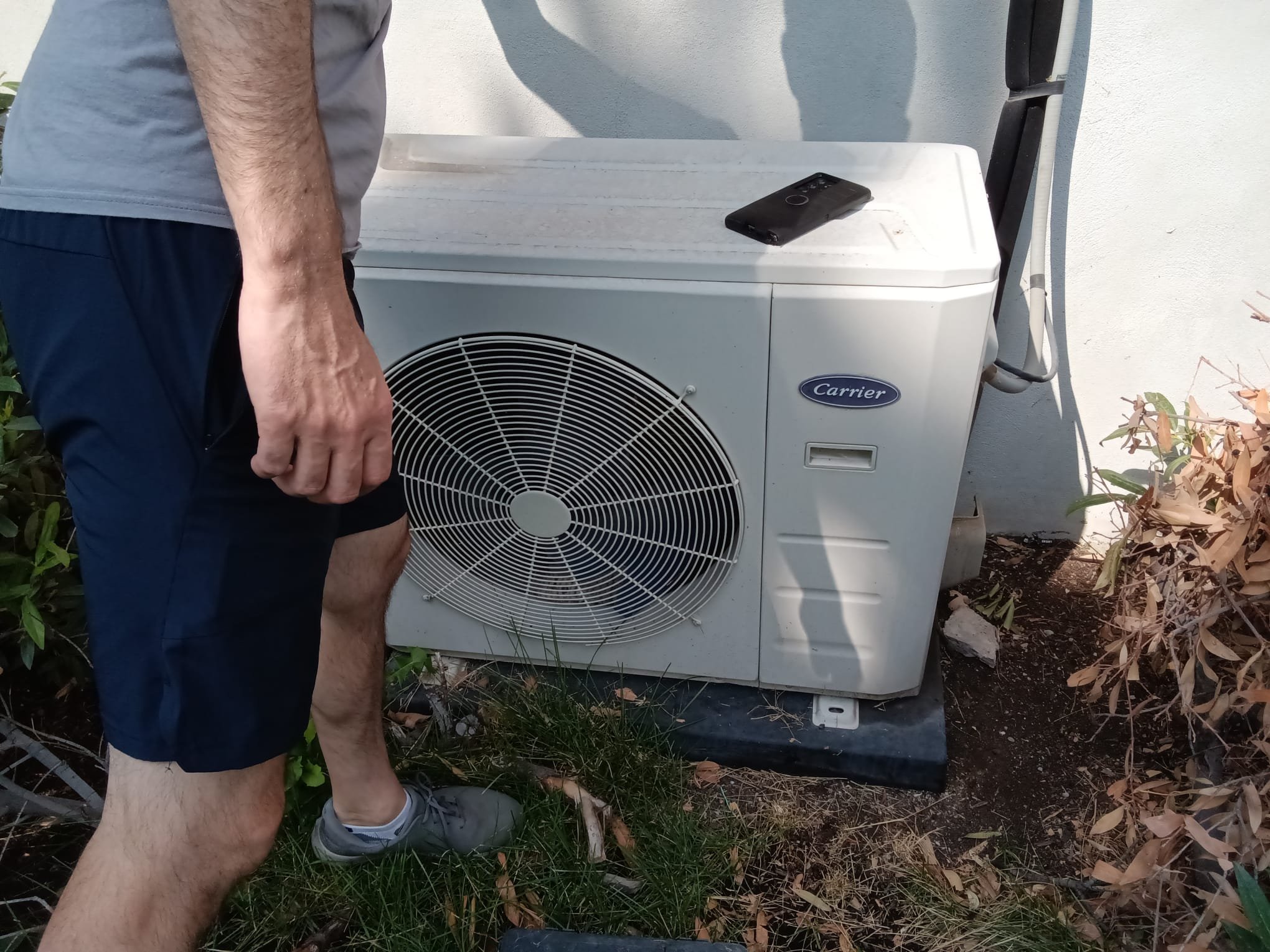 Image depicts commercial mold testing in South Jordan, Utah. Ensure a healthy business environment with professional mold testing, followed by commercial-grade mold killer application and expert mold repair services. Protect your South Jordan property.