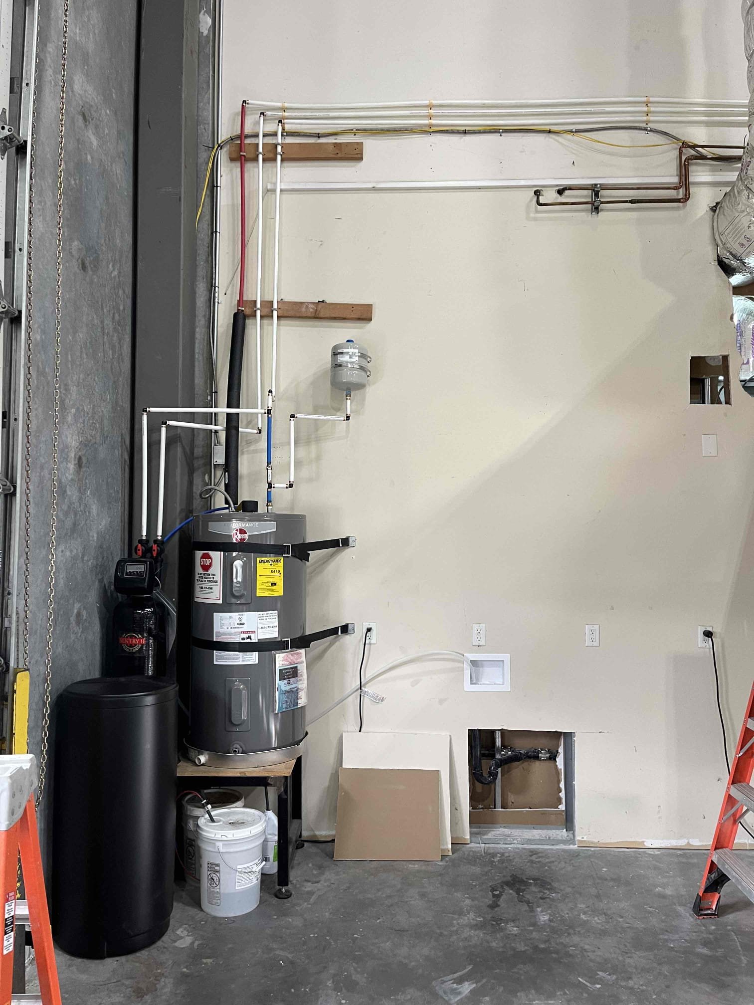 Affordable commercial drywall water damage odor removal services. Addressing water damage and odors often involves evaluating water softener options to prevent future issues. Expert diagnosis for effective odor removal.