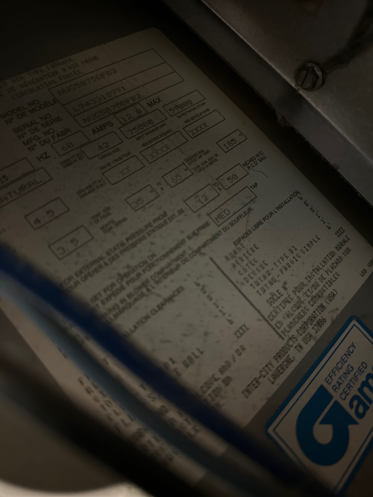 Stay cool and comfortable with an easy home portable air cooler, a mini portable air conditioner that works like a swamp cooler to efficiently cool small spaces. Energy-efficient and convenient, it's the perfect personal cooling solution.