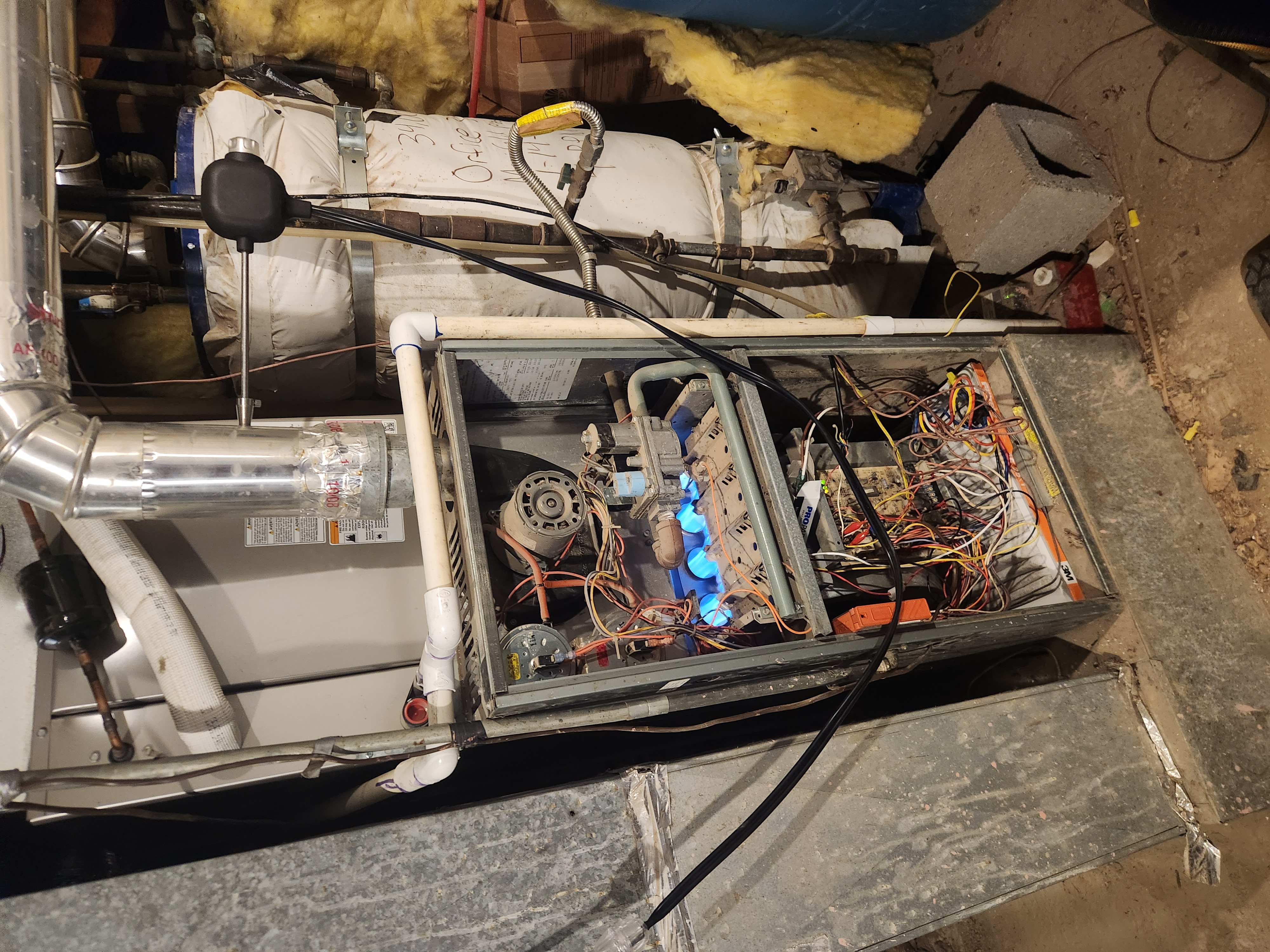 Explore safe humidifier alternatives to Dyson, including furnace humidifiers for whole-home humidity. Maintain optimal moisture levels with these effective and reliable solutions.