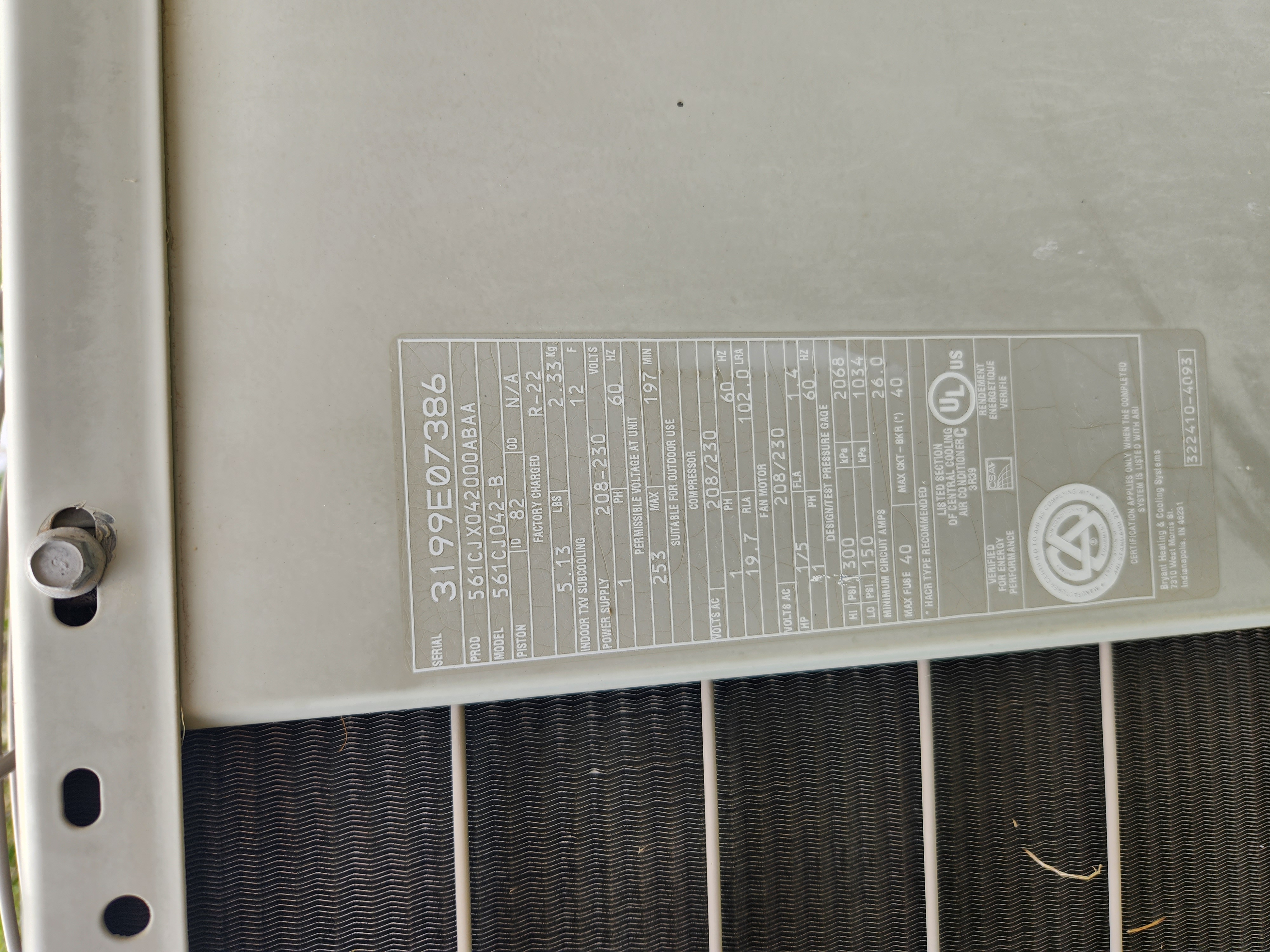 Splitmax AC: A top brand for two-hose portable AC units, offering efficient cooling solutions. Explore our range for home or business, and consider our expert commercial AC replacement service for optimal performance.