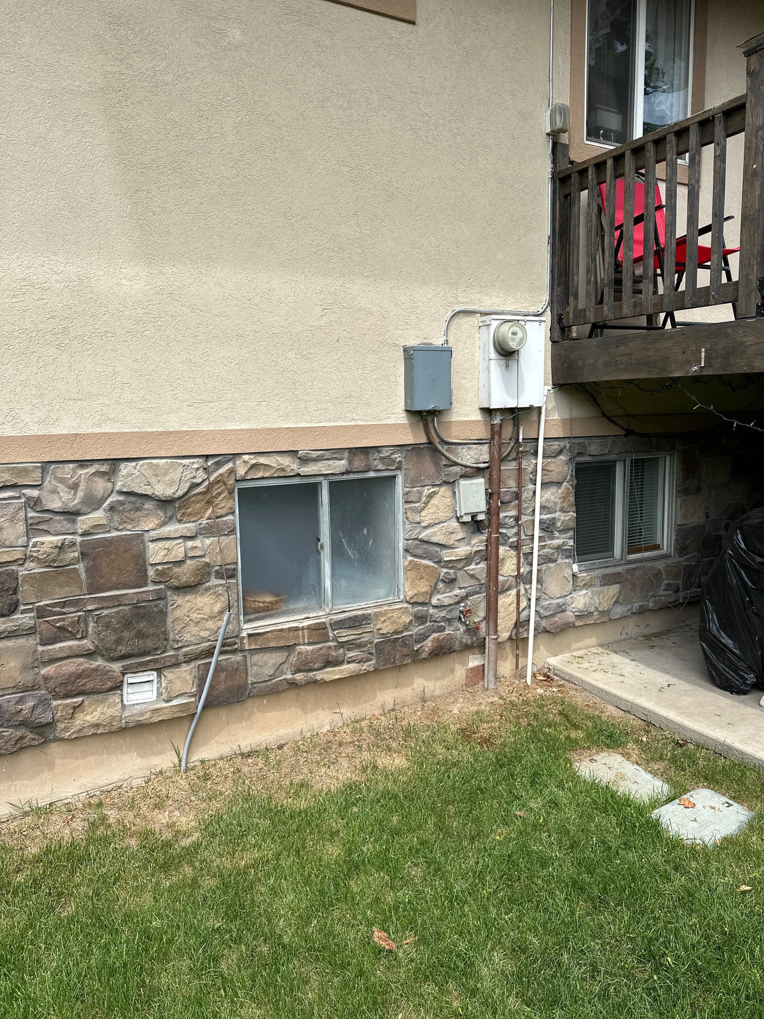 Image of a commercial AC unit being serviced. Represents commercial AC repair services and highlights the importance of finding a reliable AC company nearby for your business's cooling needs.
