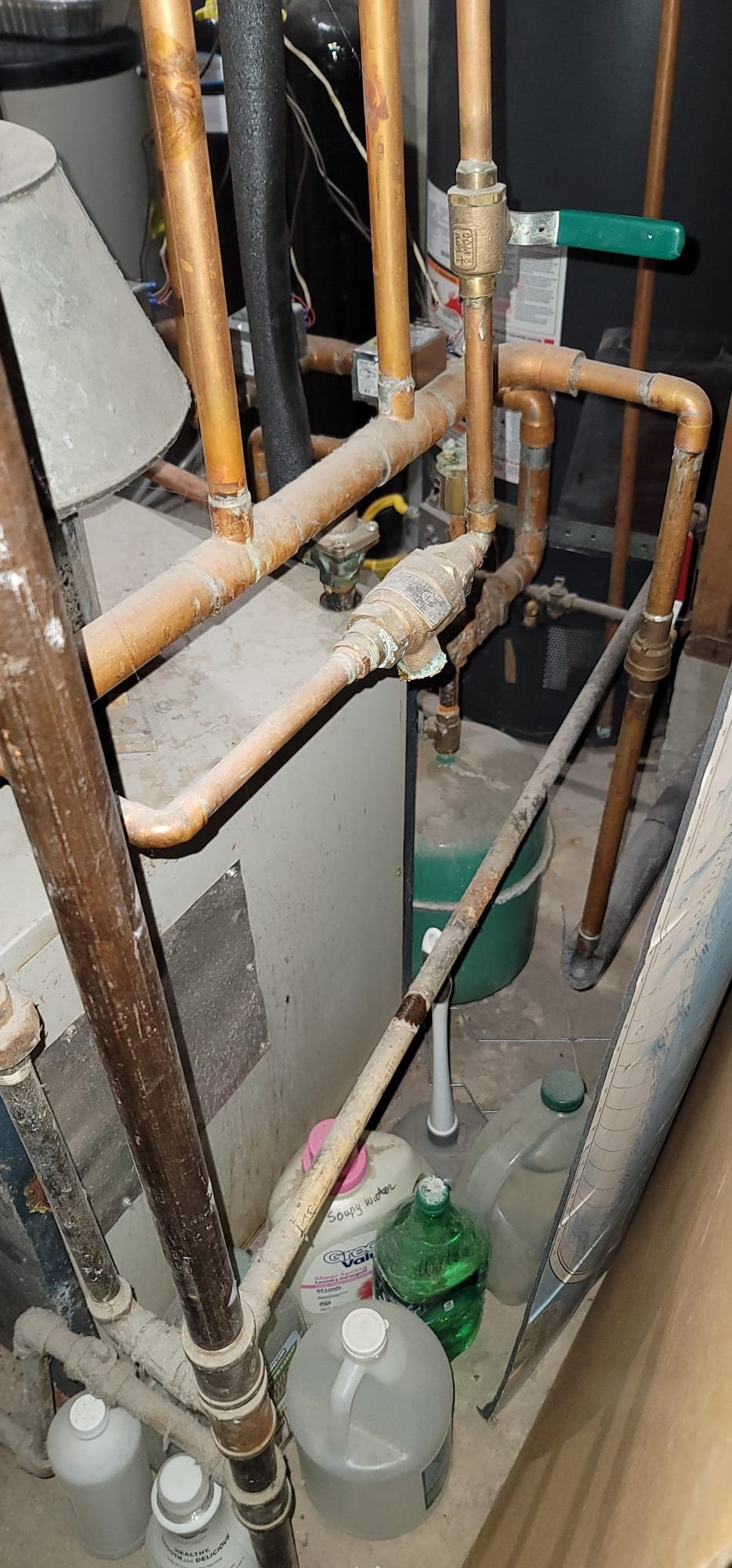 Breathe easier with Honeywell Allergen Remover. Just as crucial as emergency boiler repairs and inspections for a safe home, this helps maintain clean air, removing allergens and pollutants for a healthier environment.