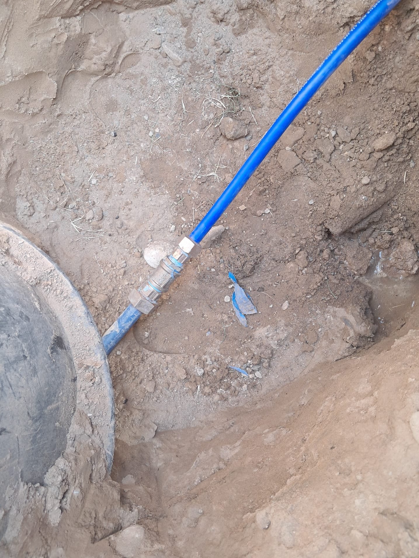 Find immediate help with 'emergency heating services near me'. Image depicts urgent heating repair, emphasizing quick response for 'heating emergency service near me', ensuring warmth and safety.