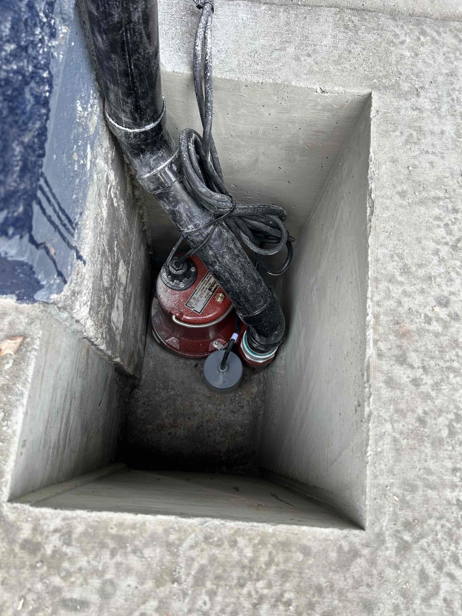 Professional residential sewage backup recovery services ensuring thorough cleanup and repair. We handle all aspects of sewage damage, restoring your home to a safe and healthy environment. Expert sewage removal and repair for residential properties.