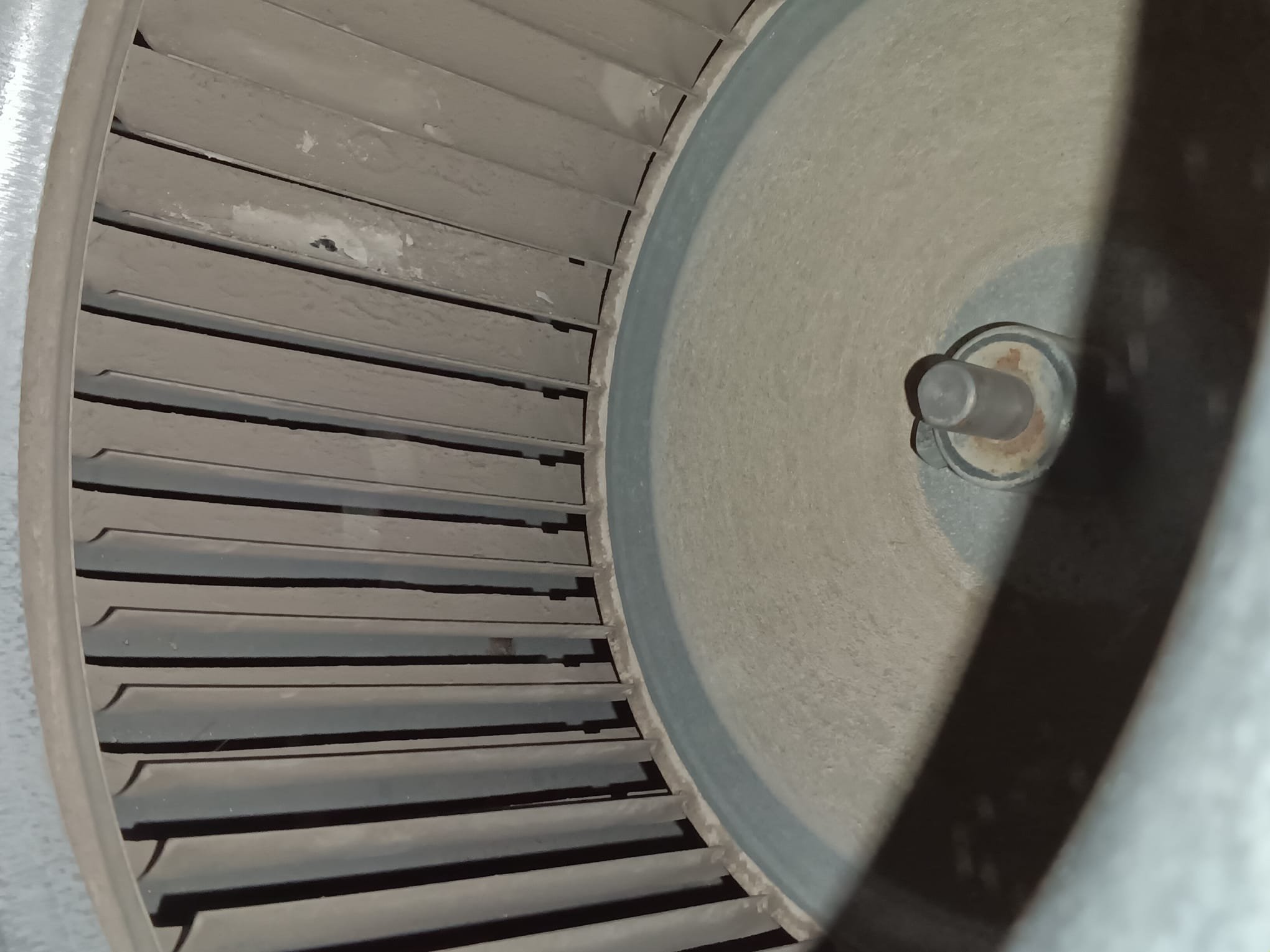 Find local air conditioning specialists and fixers for all your cooling needs, including window air conditioning unit repairs and maintenance. Get expert service near you.