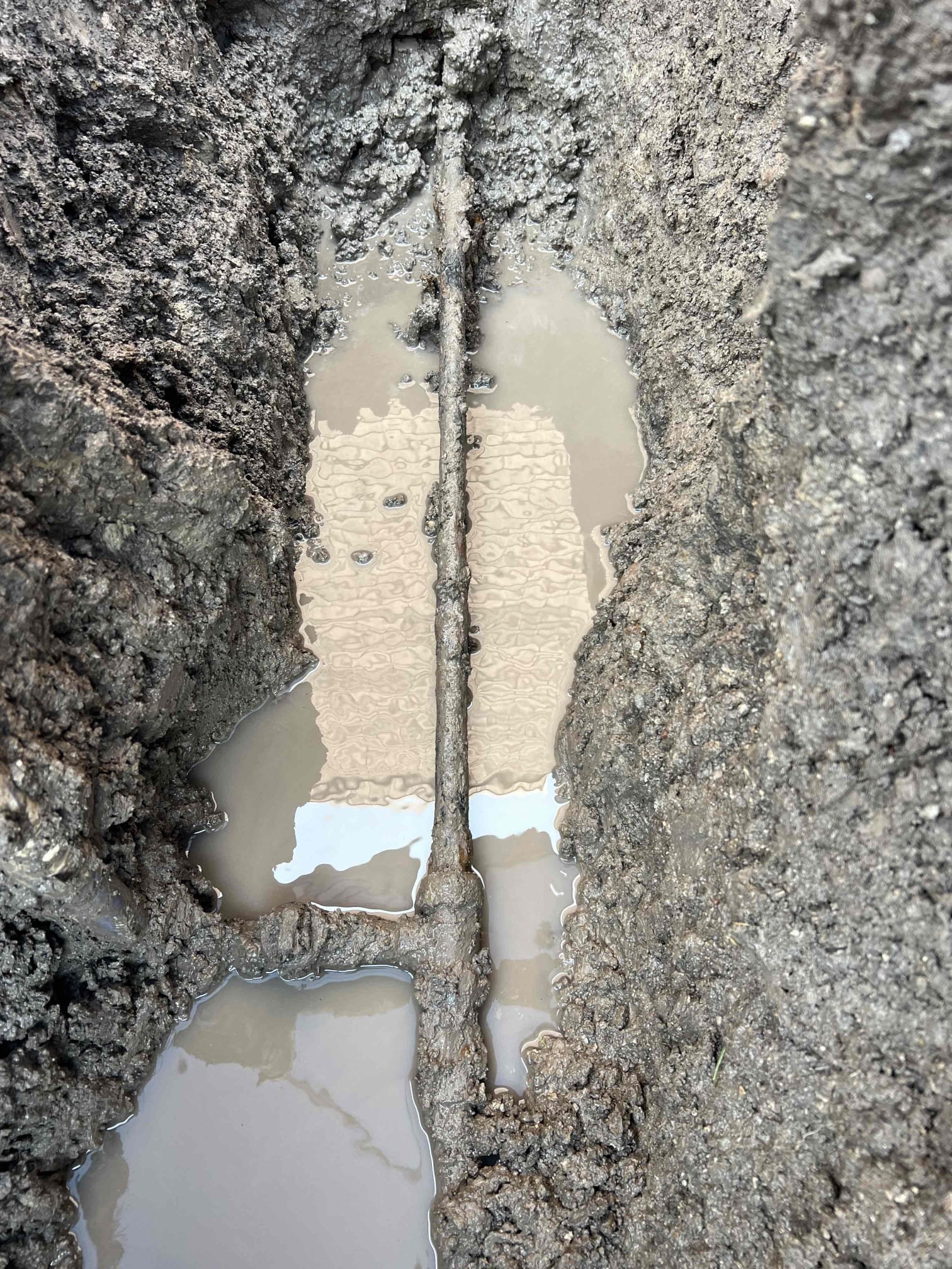 Affordable residential ceiling water damage repair services, similar to porcelain sink chip repair, often covered by insurance. Protect your home from leaks and costly damage.