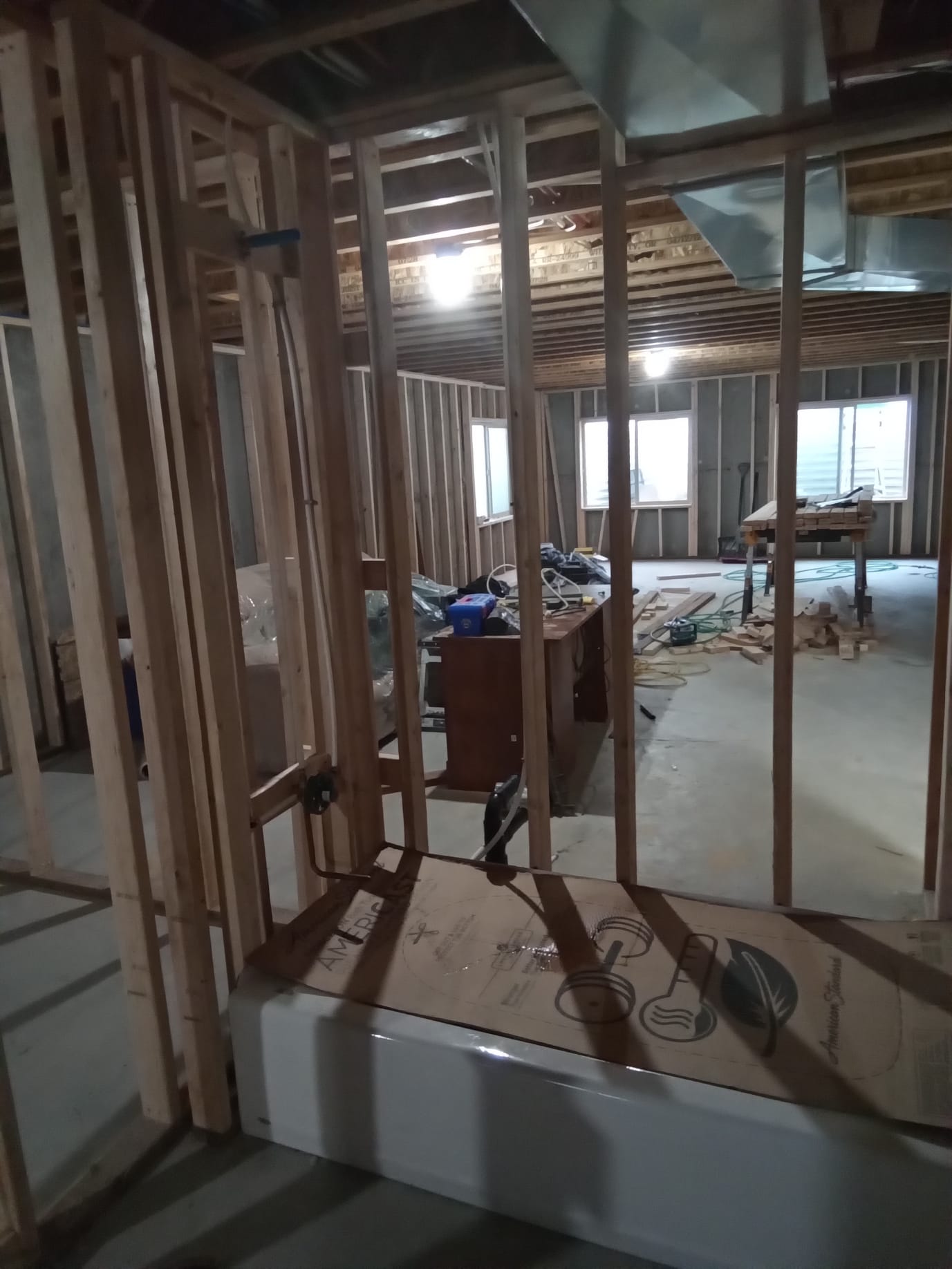 Portable cooler, reminiscent of a swamp cooler air conditioner or cooler with fan, designed for personal cooling and localized temperature control. Ideal for staying comfortable on the go.