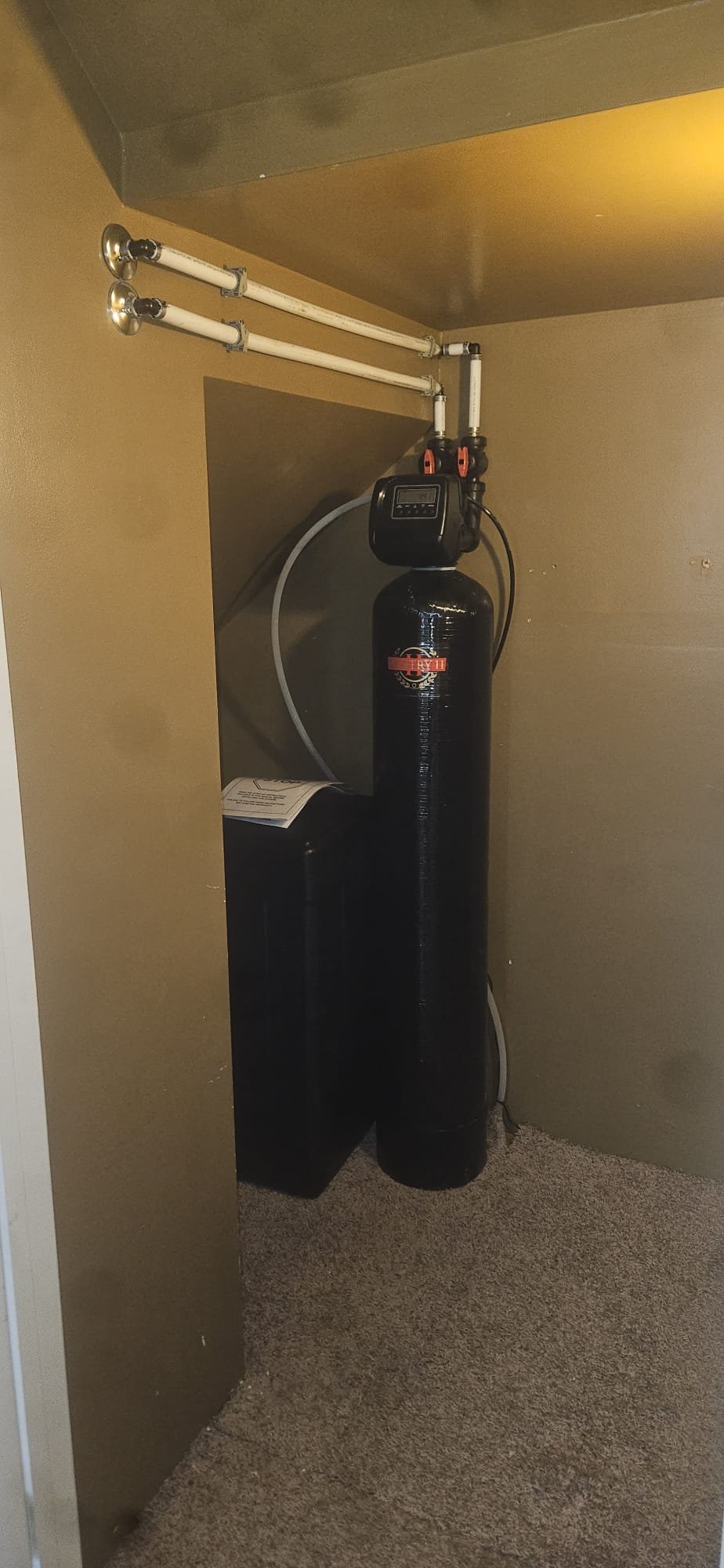 Compact and natural water softener system, ideal for small households seeking eco-friendly water softening. Explore various water softener makers for the best fit.