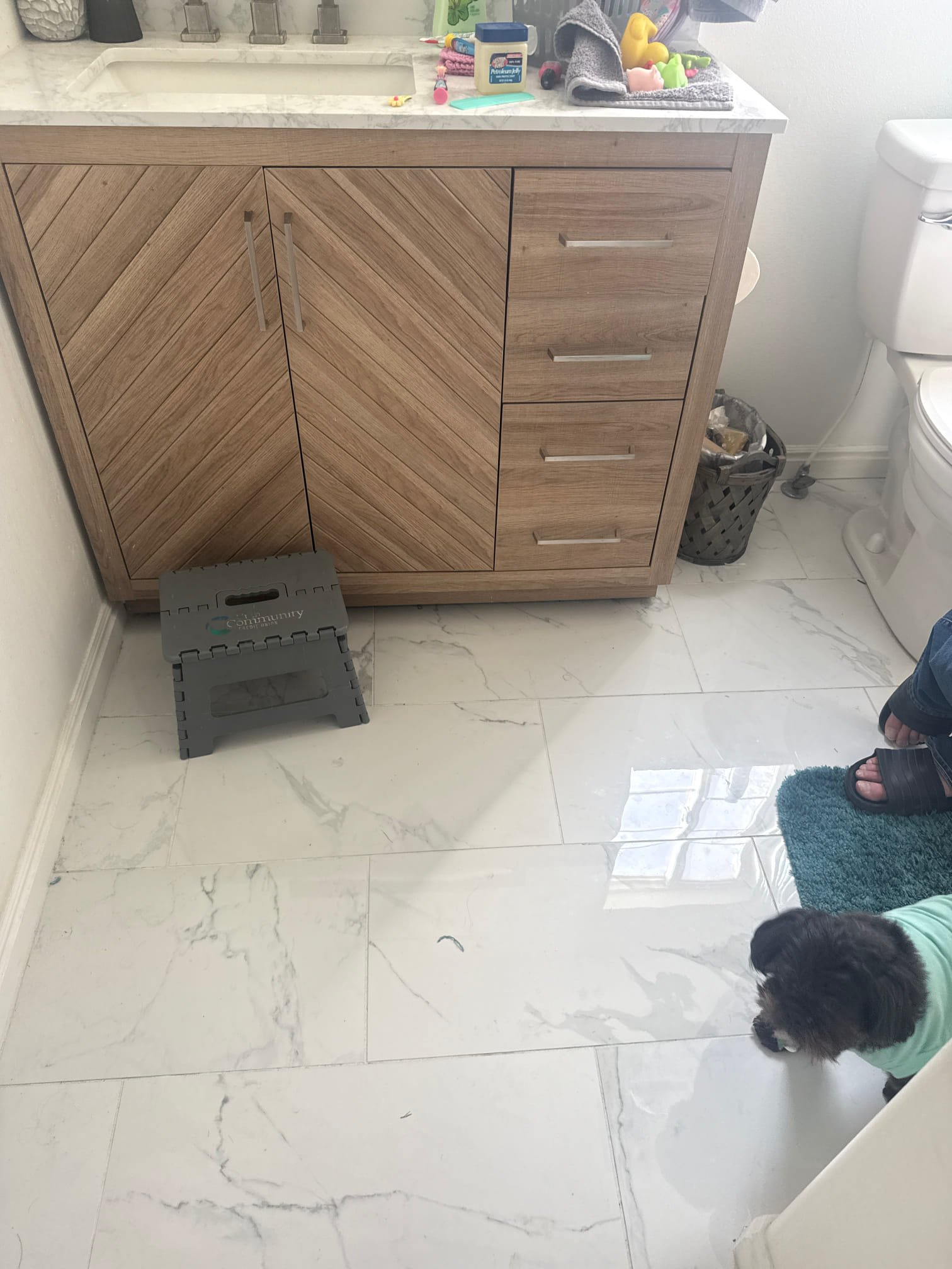 Image of a propane boiler, an efficient alternative to electric boilers, used in a residential radiant floor heating system. Ideal for homes seeking reliable and cost-effective heating solutions with professional residential boiler installation.