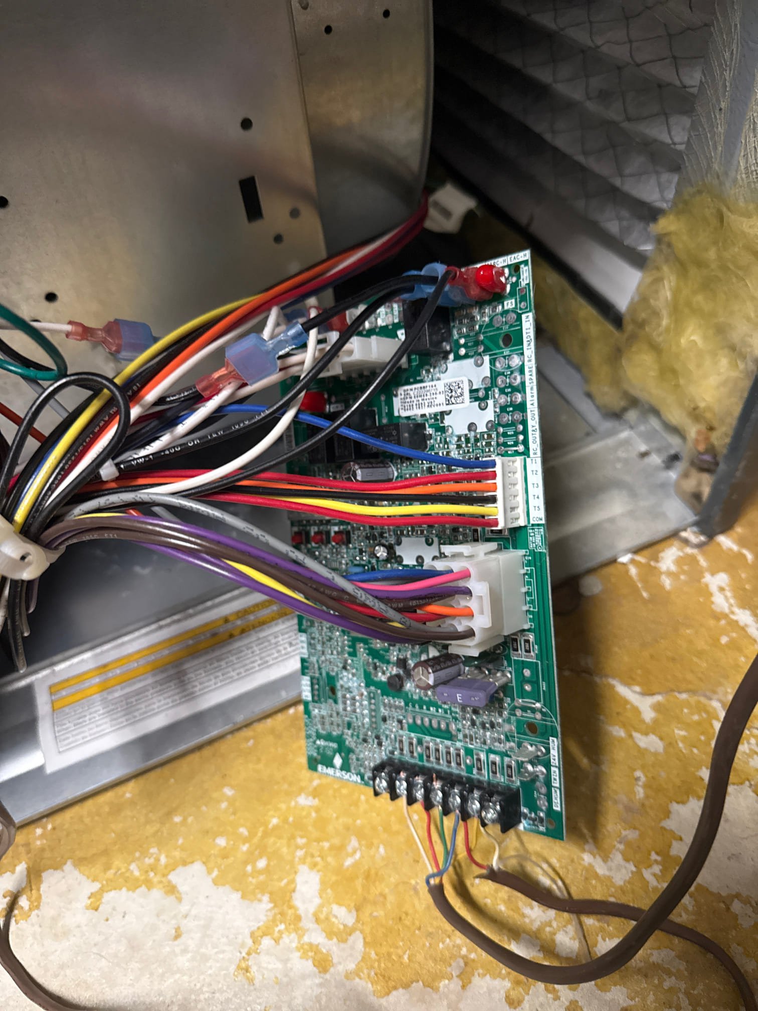 Water filter air purifier in a Woodland Hills, Utah home. Clean air and water are essential, especially after water service line repair or residential drywall water damage repair. Ensuring healthy living in your home.