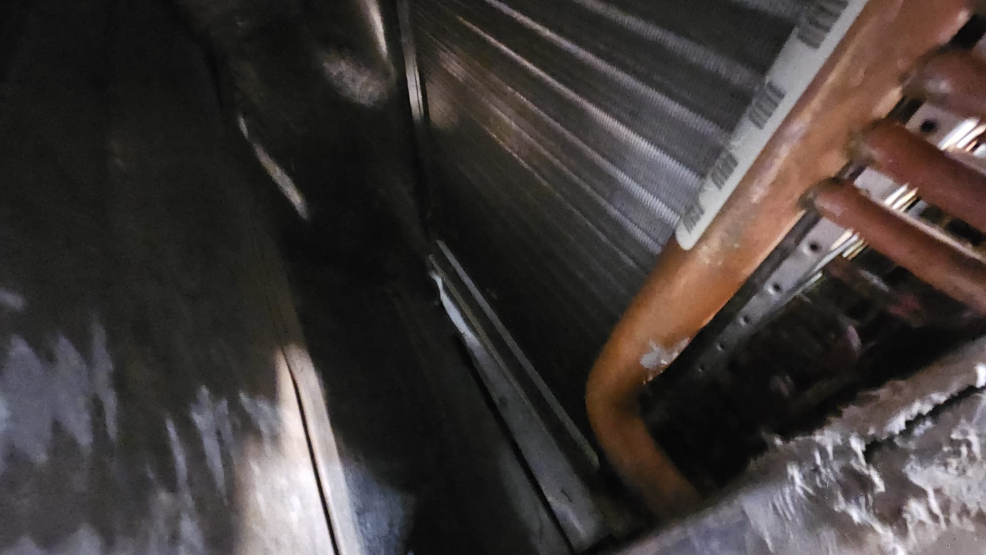 Aromatherapy candle powerfully eliminates odors, offering a comforting solution for tough smells tackled by skunk odor removal services and disaster odor removal maintenance. Freshen your space effectively.