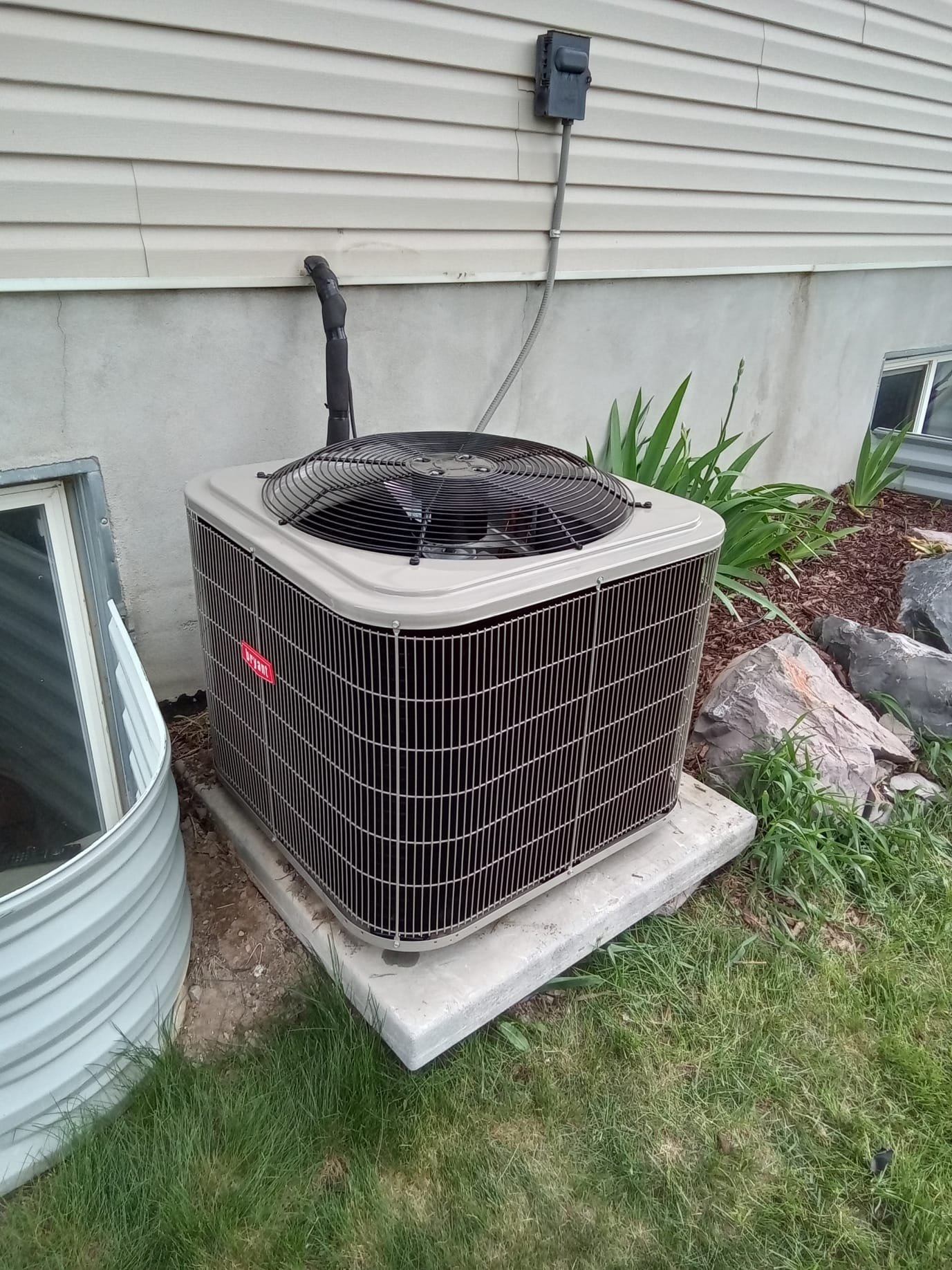 Reliable air conditioning services nearby, including central AC installation and maintenance. Find local experts for efficient air conditioner installation and upkeep, ensuring optimal cooling performance. Get your AC unit serviced or a new system installed by trusted professionals in your area.