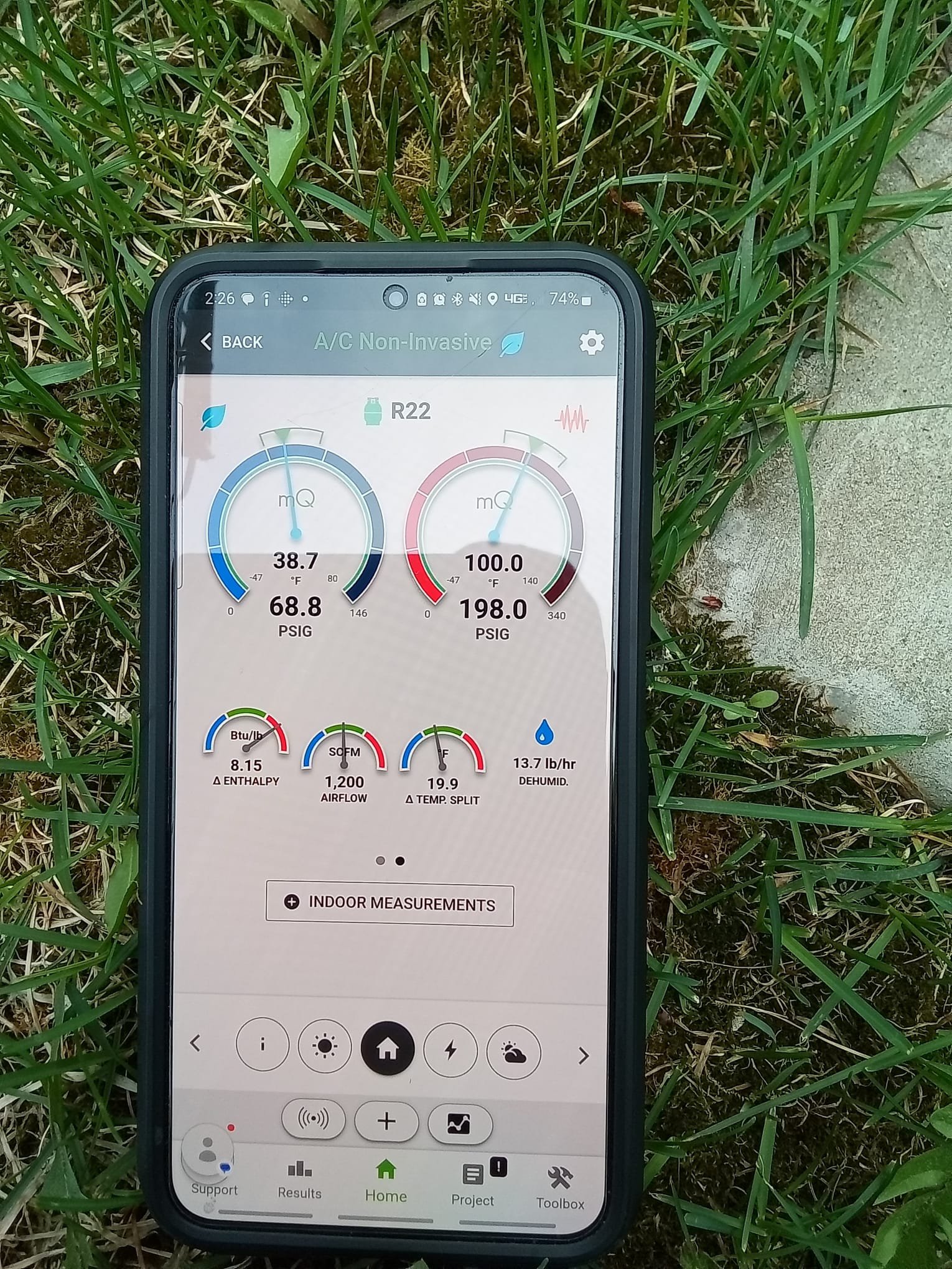 Image of AC repair technician in Pleasant Grove, Utah, servicing an air conditioner. Professional air conditioner repair service near you in Pleasant Grove, UT. Get fast, reliable AC repair services to beat the Utah heat.