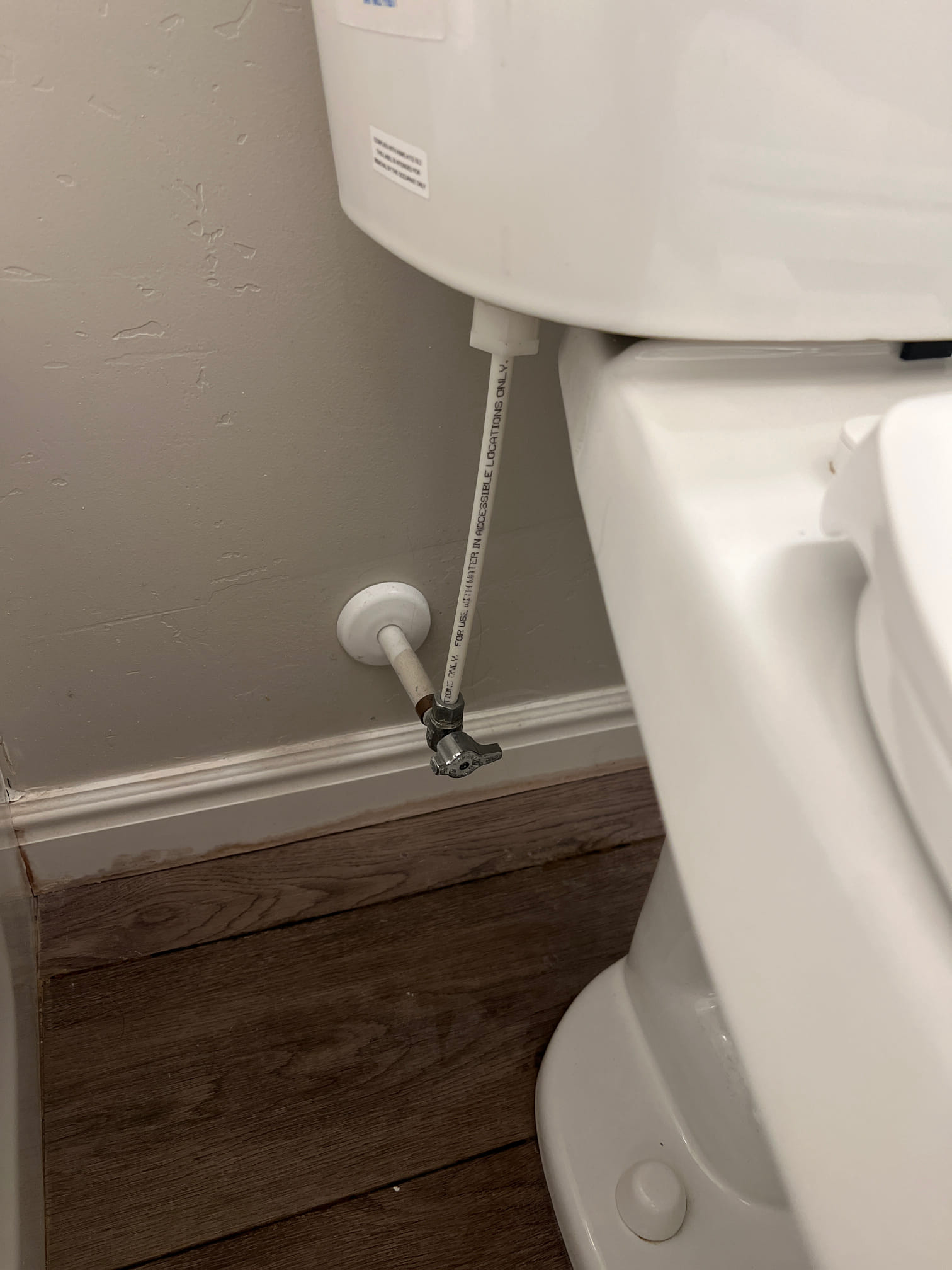 Bathroom deodorizer designed to eliminate unpleasant odors and assist in bathroom mold odor removal and repair, ensuring a fresh and clean environment.