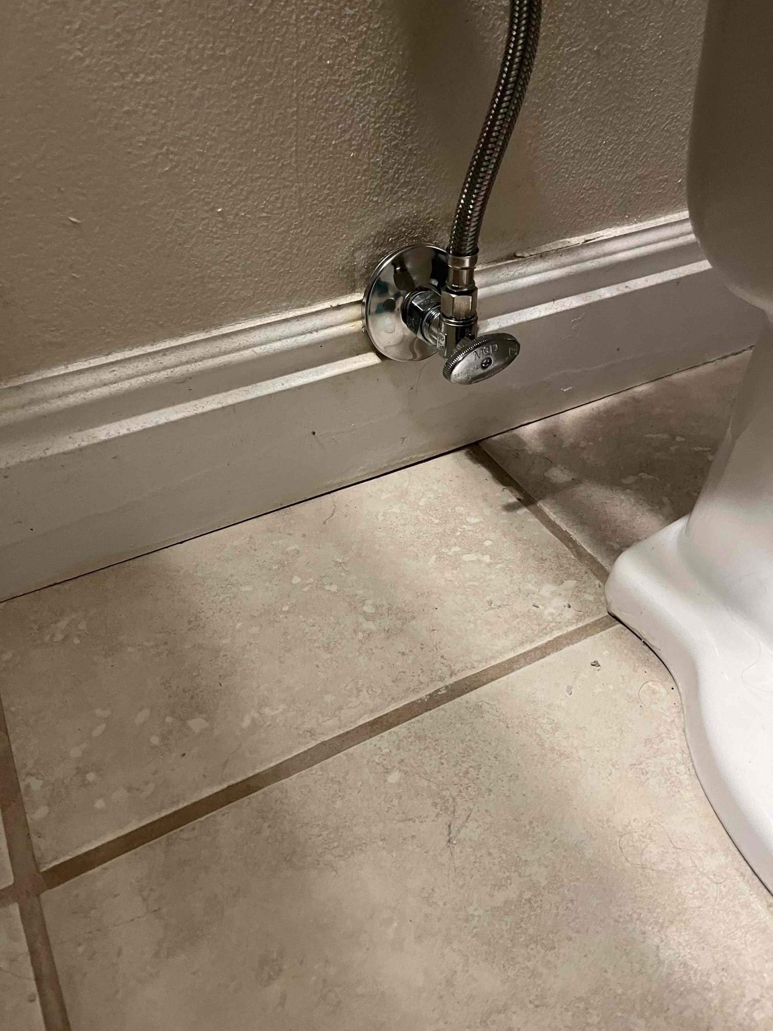 24-hour emergency plumber ready to provide local plumbing services. Fast response for all your urgent plumbing needs.