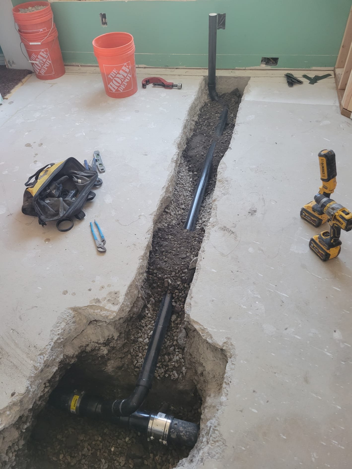 Residential mold restoration troubleshooting following a mold inspection. Professionals assess mold damage to provide an accurate restoration estimate.