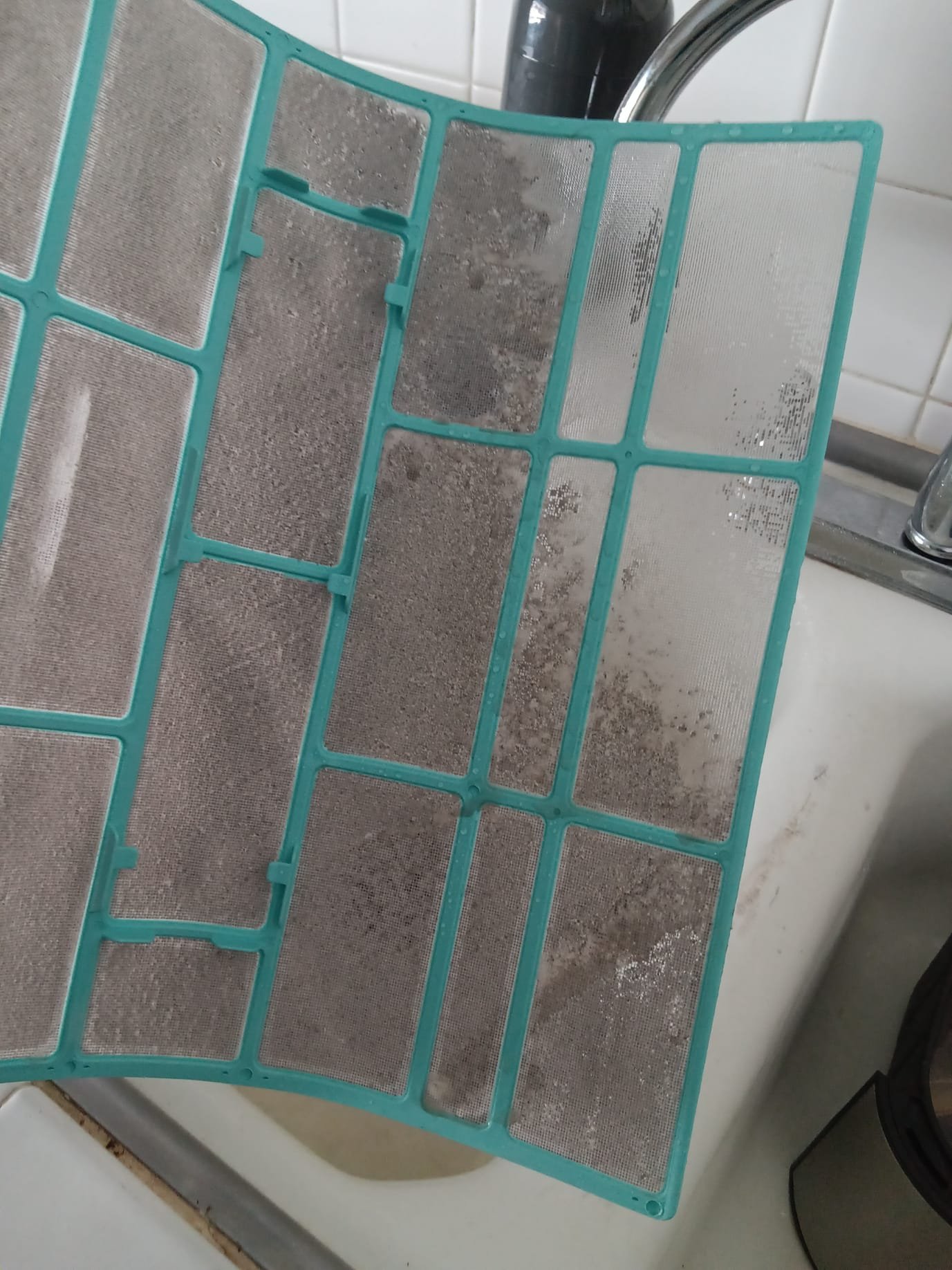 Image depicting plumbing repair services. Illustrates a plumber fixing pipes, symbolizing 'plumber repair' and 'plumbing repairs near me'. Useful for finding 'plumbing repair service near me'.