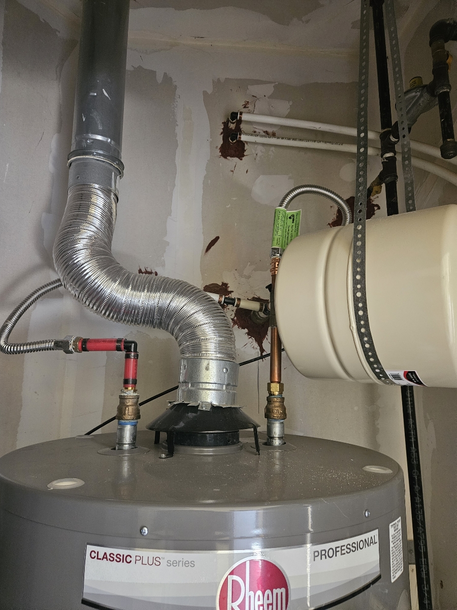 Image depicting commercial HVAC repair services. Focus on commercial heating systems and heating and air commercial units, highlighting local availability for quick and reliable service.