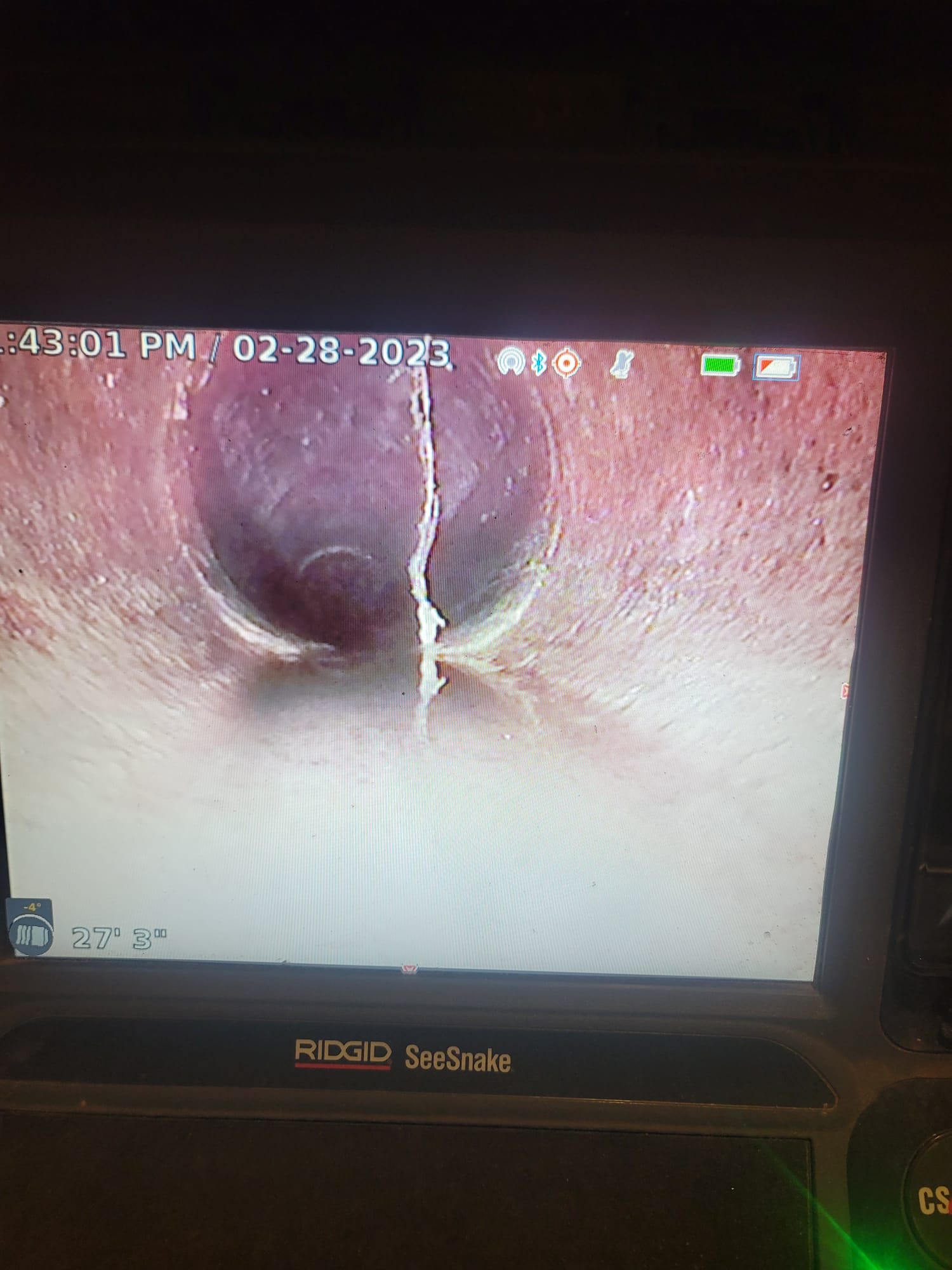 Residential AC repair service. Image depicts HVAC maintenance, suggesting local 'residential HVAC near me' options for AC cleaning and upkeep.