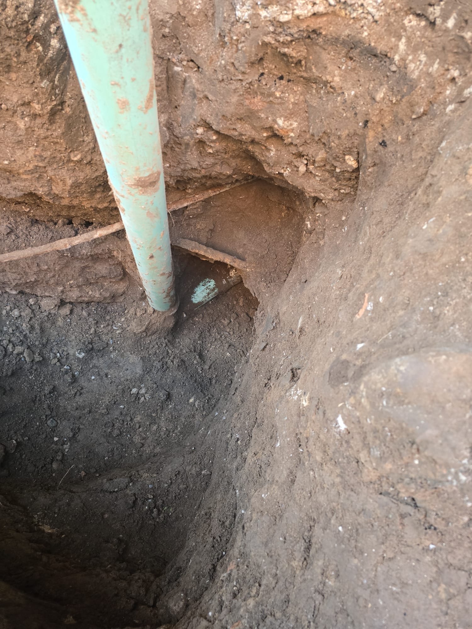 Image depicting well water sediment filtration, crucial for mold remediation after a flood. Proper filtration, as part of a flood remediation estimate, ensures clean water and prevents mold growth by removing sediment and contaminants.