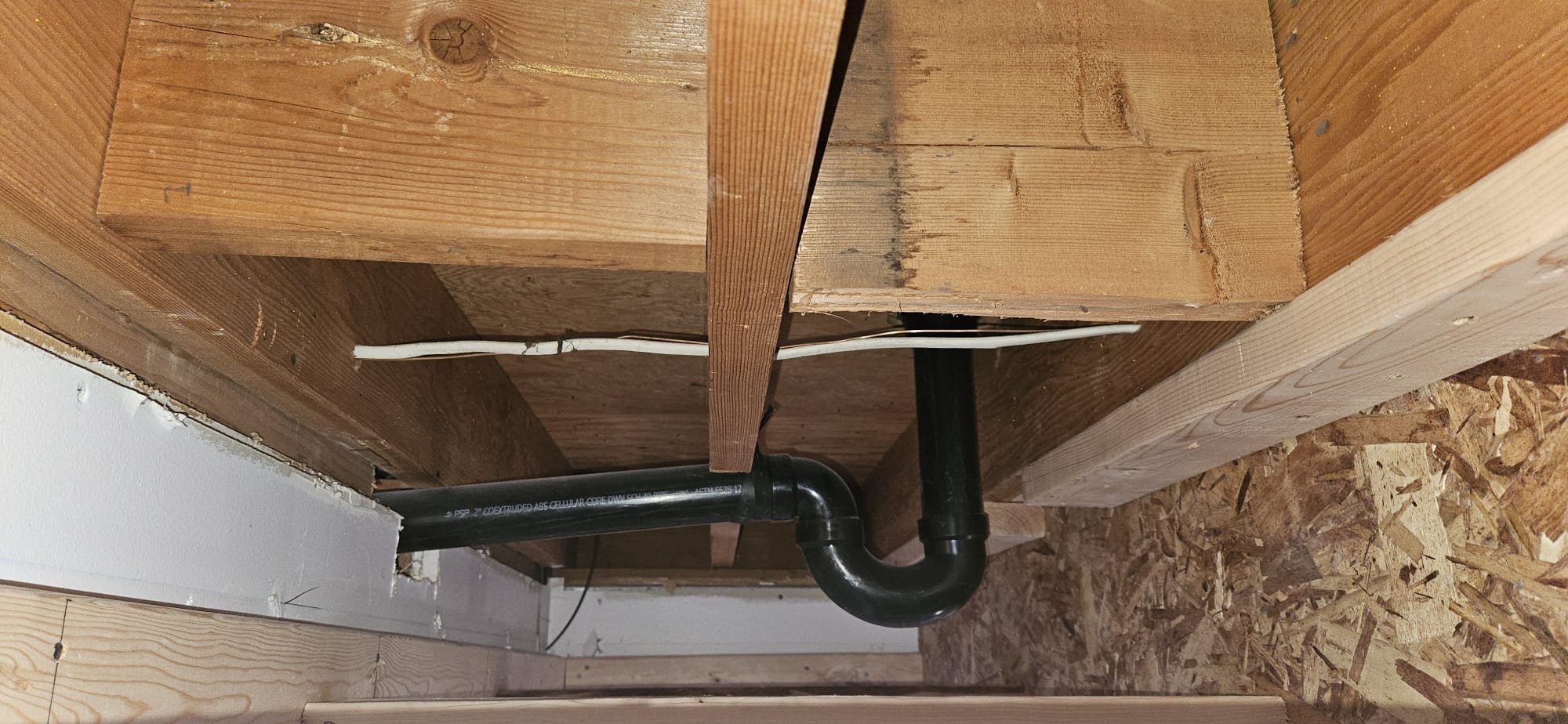 Image depicting residential mold restoration, showcasing the process from initial inspection to 24-hour emergency remediation services, highlighting local expertise in restoring homes affected by mold.