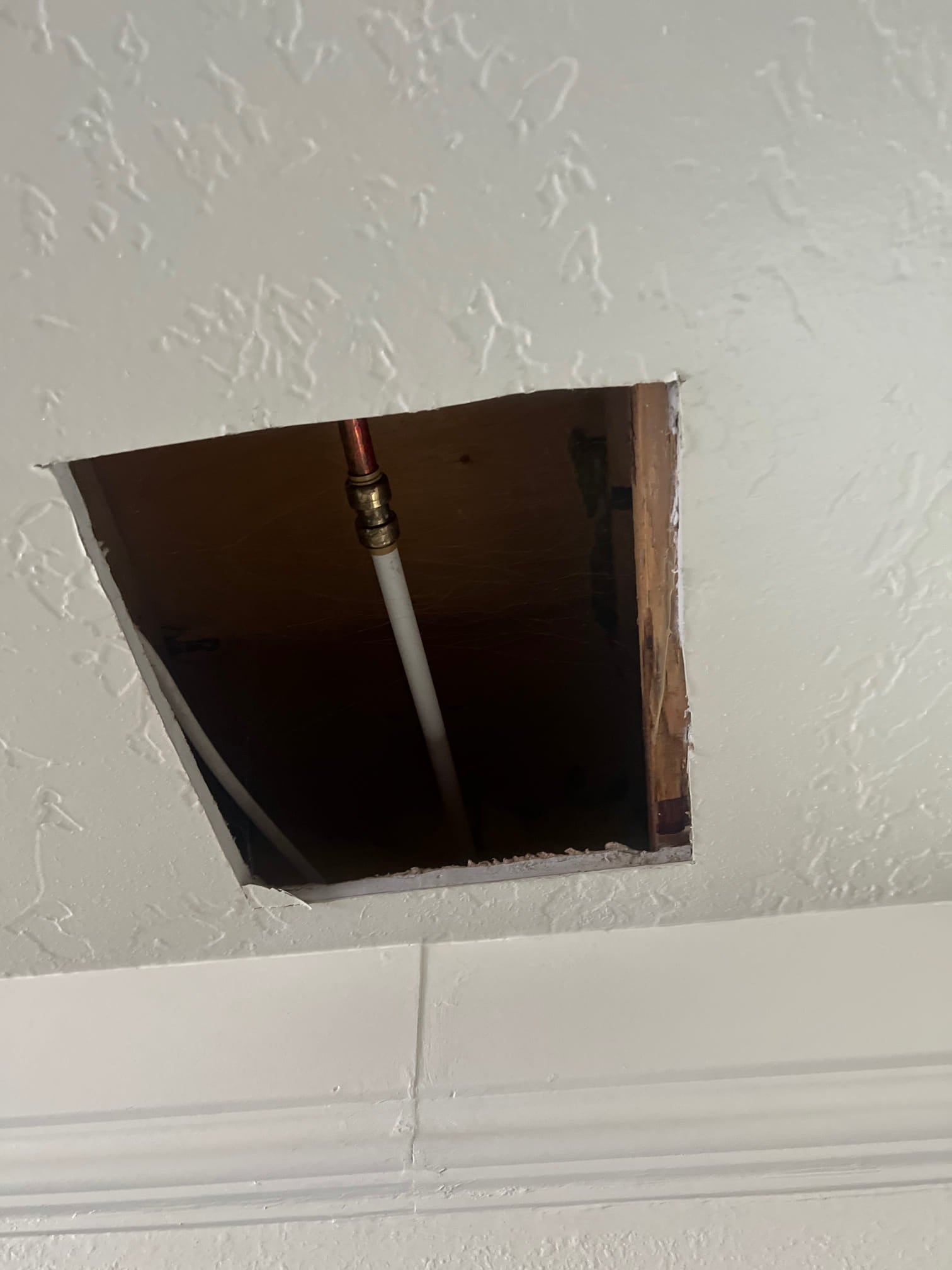 Portable car air conditioning unit, offering localized cooling similar to commercial air conditioning systems. Maintaining clean air quality relies on effective air conditioning air filters, ensuring a comfortable and healthy environment inside your vehicle.