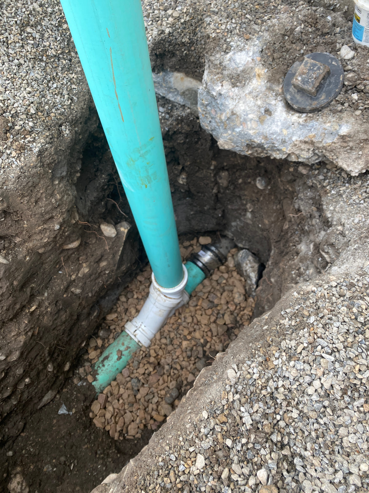 Sewer inspection when buying a house. Image depicting a video sewer line inspection performed by a sewer inspection company, ensuring the integrity of the home's plumbing.