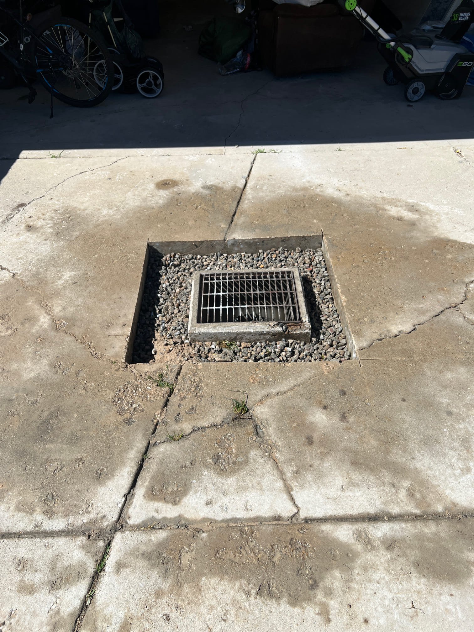 Struggling with mold and mildew stains in Salem, Utah? Summer heat and AC condensation can cause problems. Our affordable mold and mildew stain remover is perfect for Utah homes, especially after residential storm and disaster cleanup. Keep your home healthy and clean!