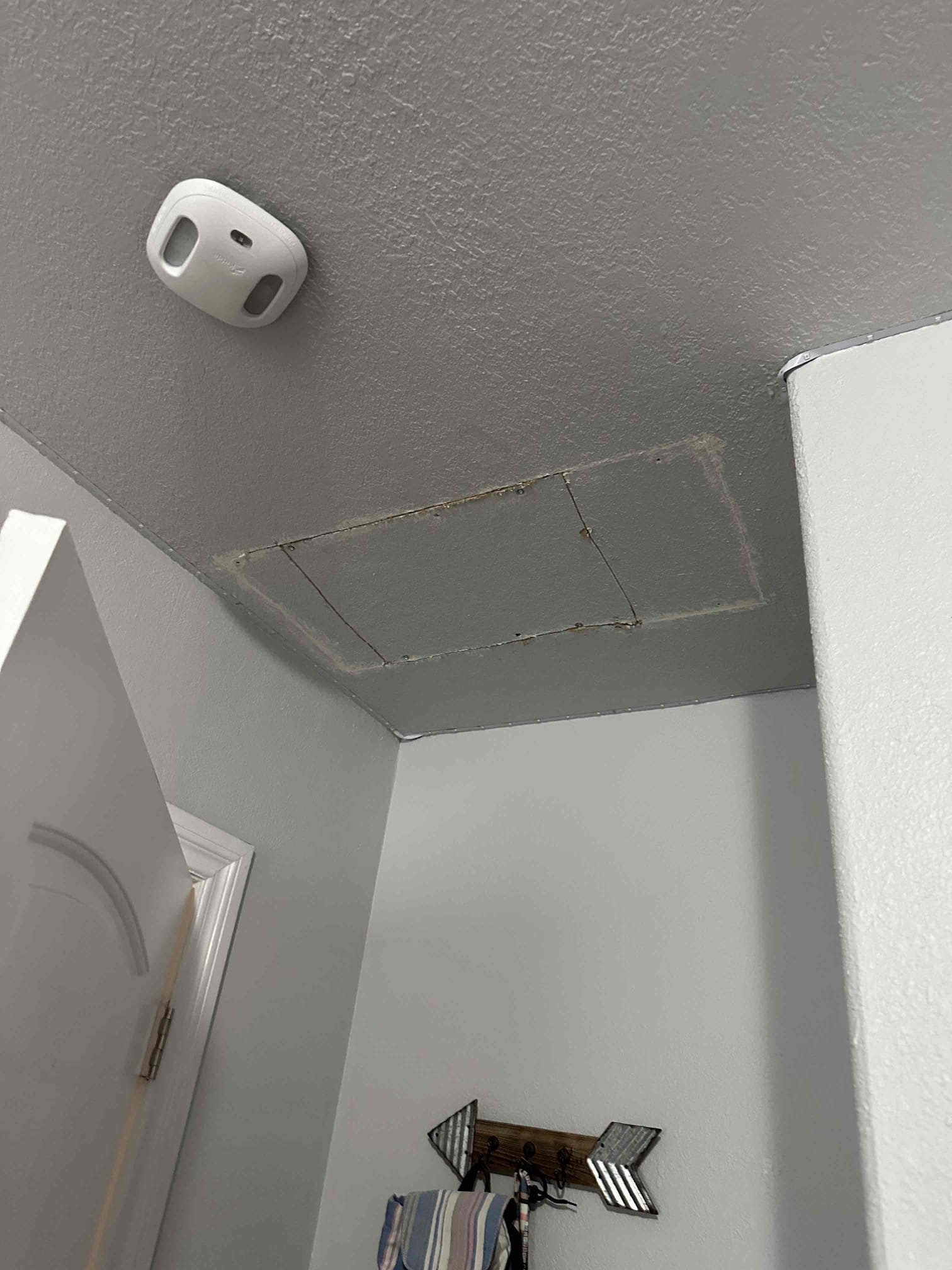 A ductless wall-mounted air conditioner, offering a flexible cooling solution like a portable unit but without the need for window installation. An alternative to ducted mini-split systems, providing zone cooling and heating efficiently.