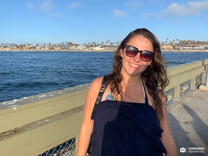 Pier em praia de San Diego, California
