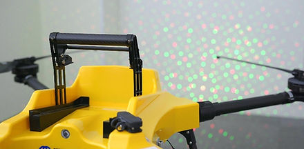 AC101_除草剤散布_edited_edited_edited_edited (1).avif