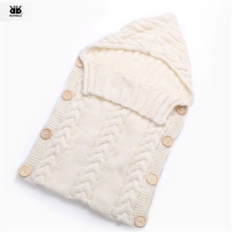 Miniatura: Saco Tejido a mano Recién Nacido.