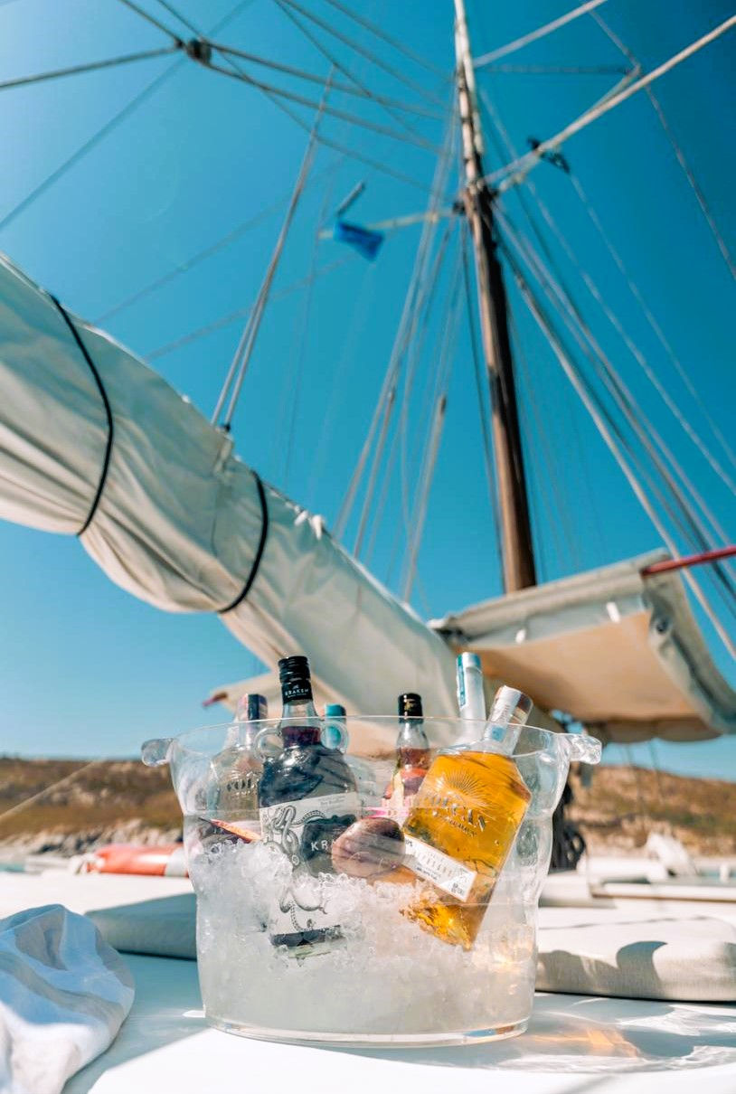 SEMI-PRIVATE SAILING SHIP BLUE LAGOON AND SIVOTA (1)
