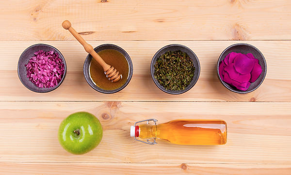 Common herbal cigarette ingredients including marshmallow leaf, rose petals and red clover flowers