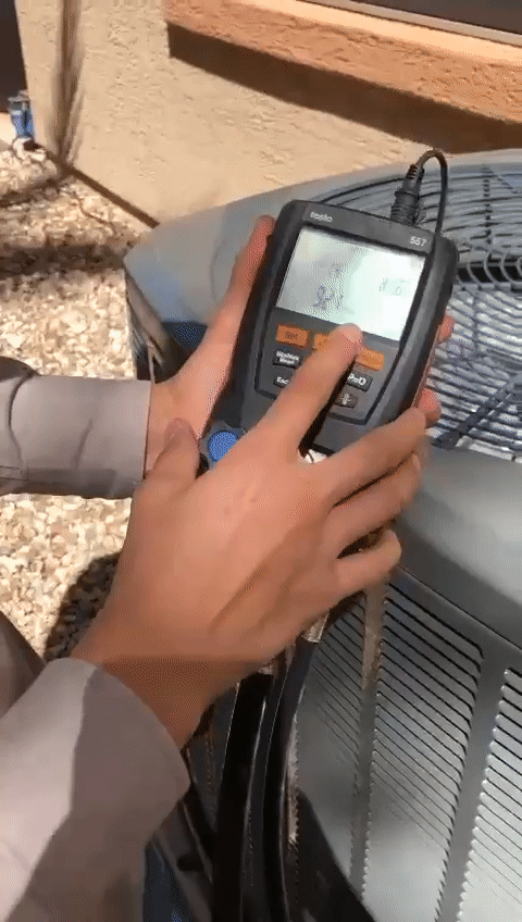 ezgif.com-video-to-gif (1).gif