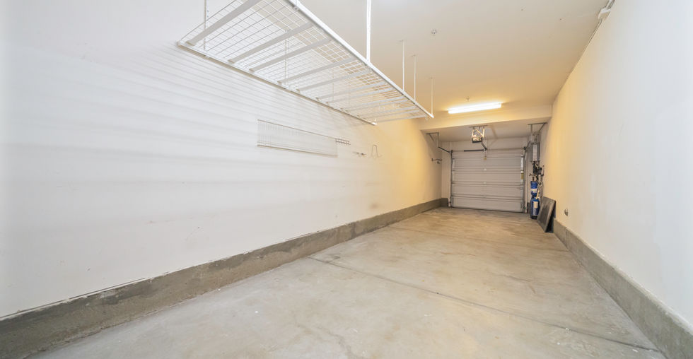 Anaheim Condominium for Sale with Resort-style amenities